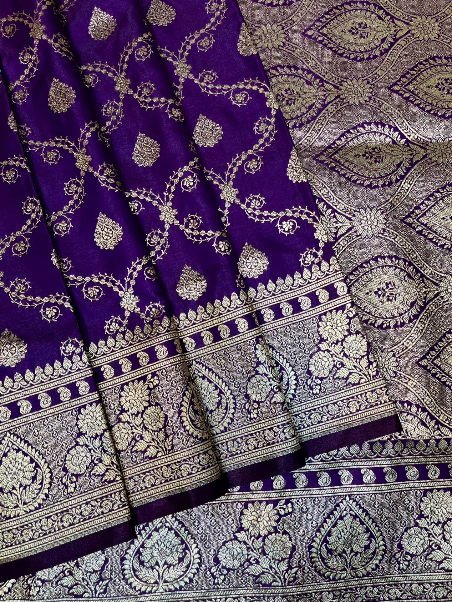 Dark Violet Banaras Katan Silk Saree with Body Butti Design b0472ds