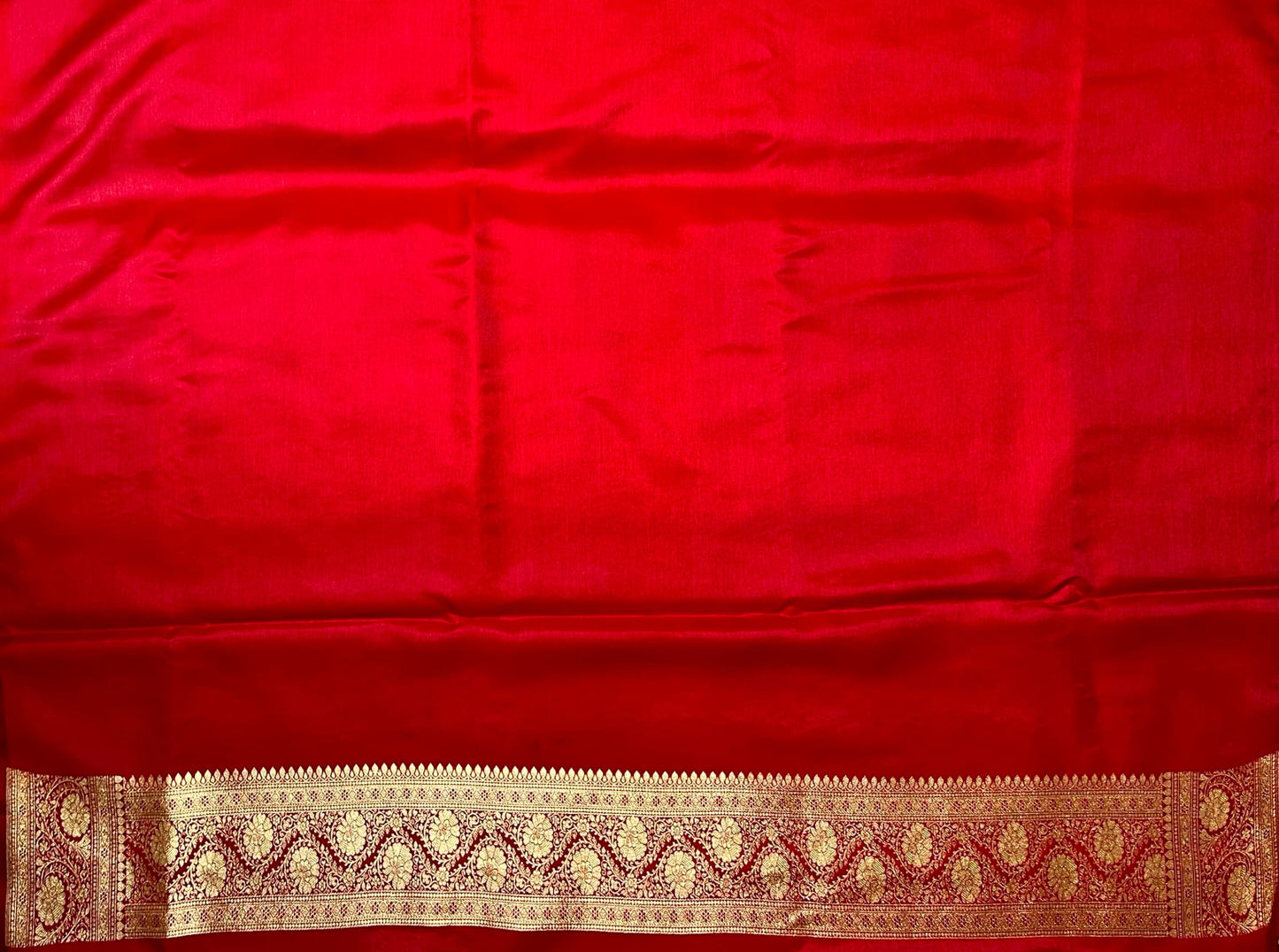 Red Banaras Katan Silk Saree with Body Butti Design b0474ds