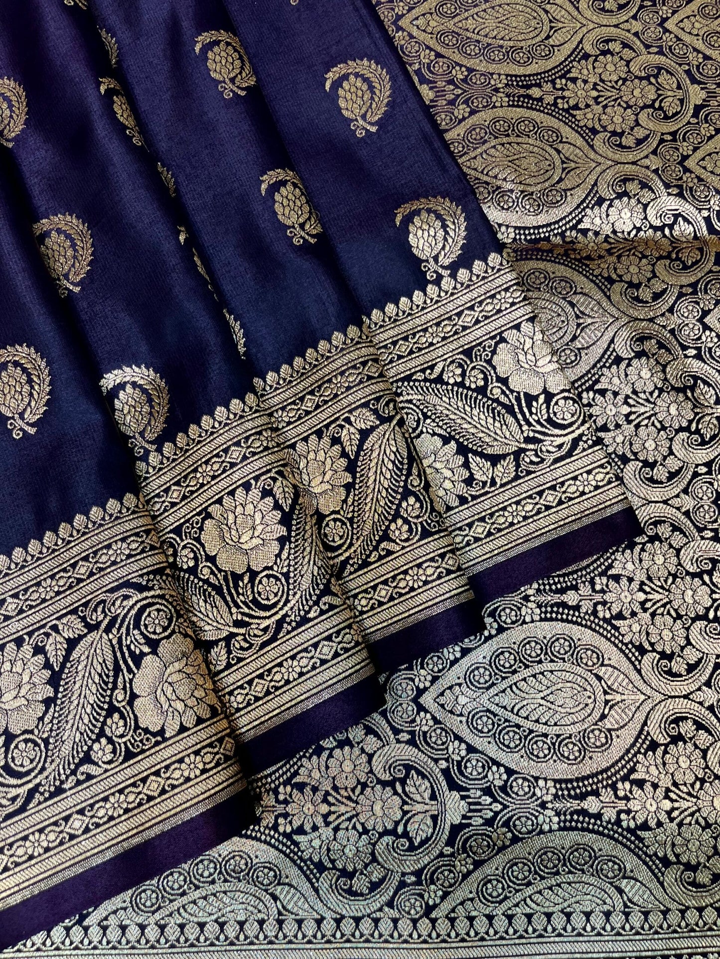 Royal Blue Banaras Katan Silk Saree with Body Butti Design b0476ds