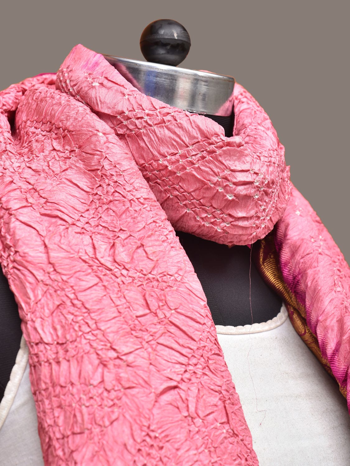 Baby Pink and Pink Bandhani Kanchipuram Silk Handloom Dupatta with Border Design ds3289