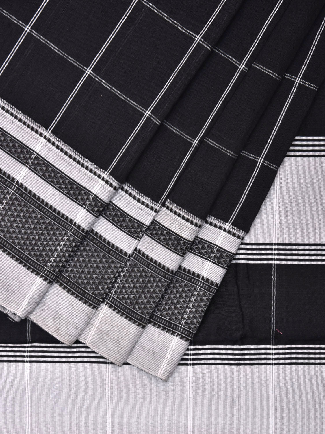 Black and White Bamboo Cotton Saree with Big Checks Design No Blouse bc0411