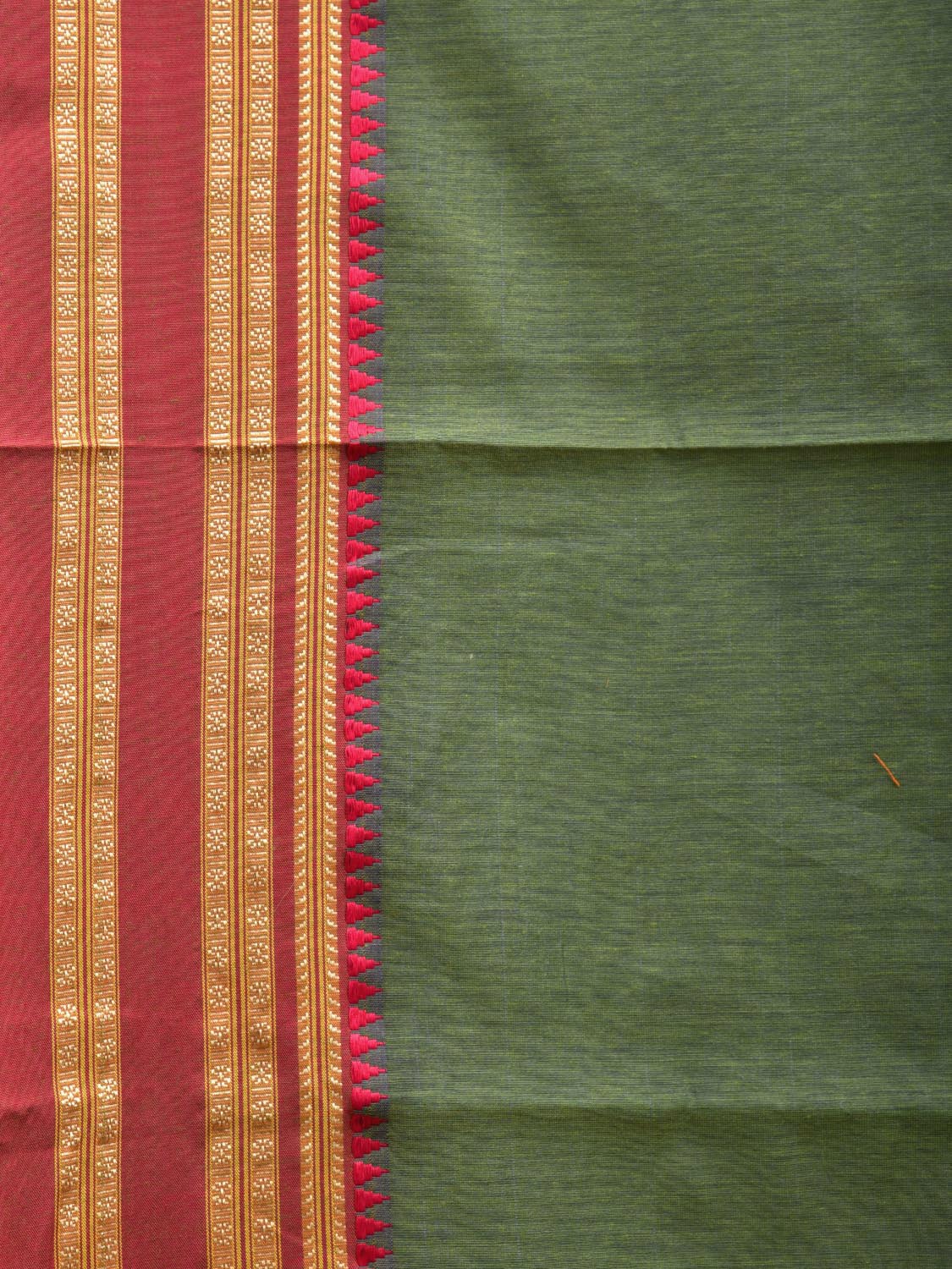 Dark Olive and Pink Bamboo Cotton Plain Saree with Strips Pallu Design No Blouse bc0538