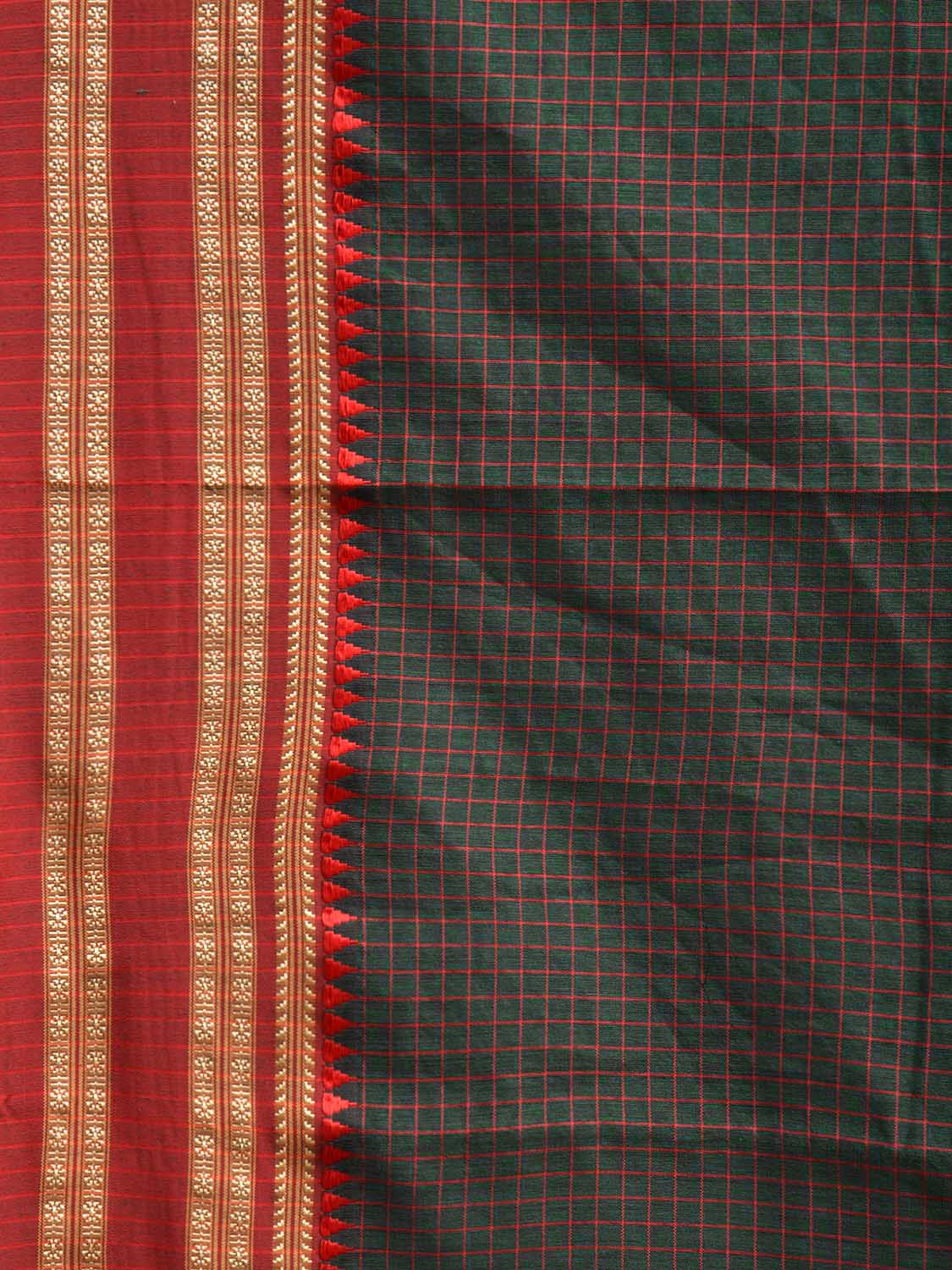 Dark Green and Red Bamboo Cotton Saree with Checks Design No Blouse bc0747