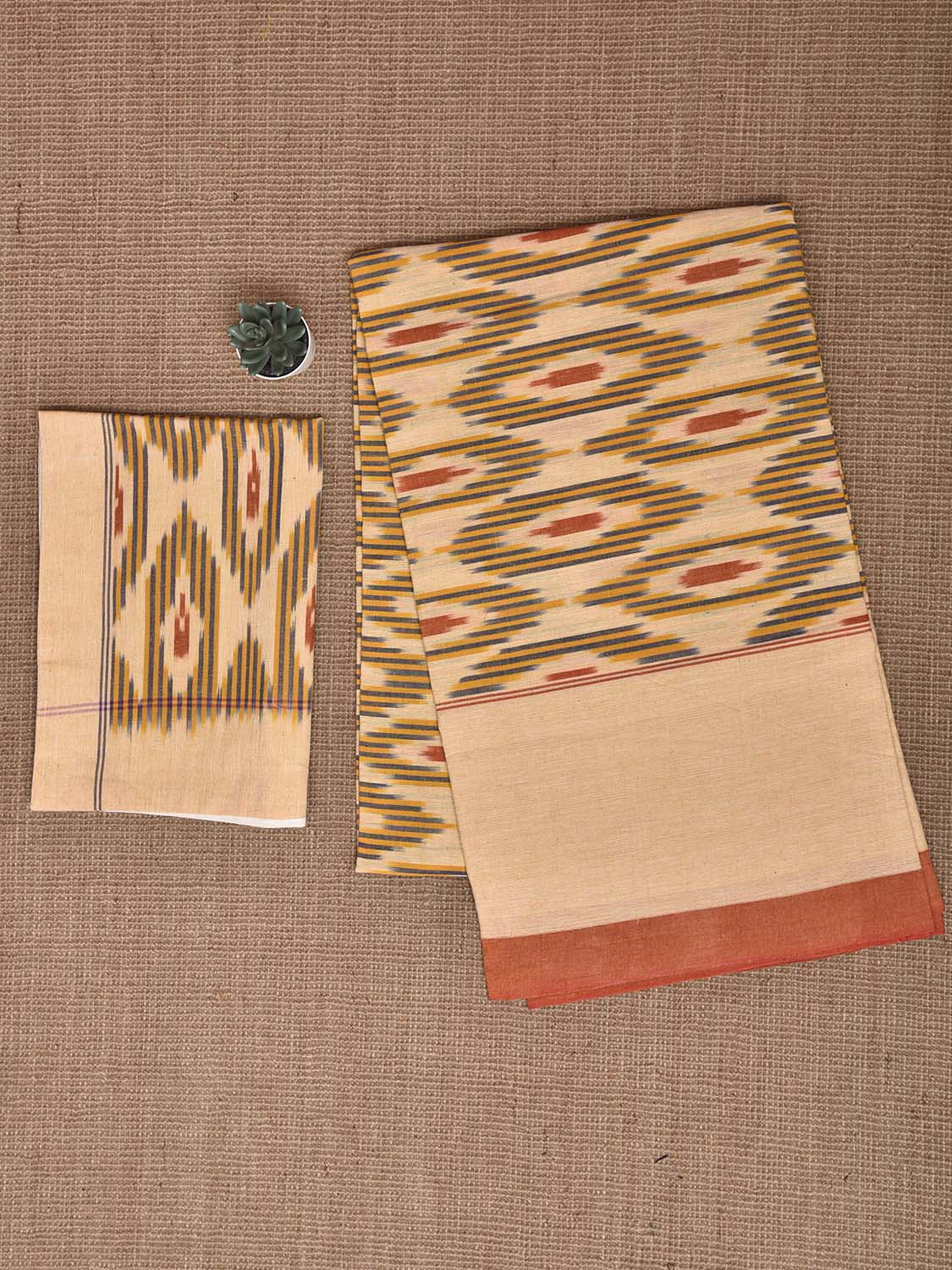 Cream and Red Pochampally Ikat Cotton Handloom King Size Bedsheet with Buta Design 90 x 108 Inches with Pillow Covers bd0074