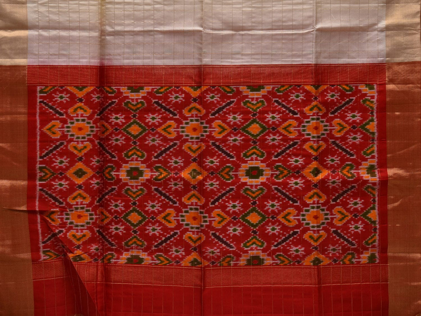 Beige Pochampally Ikat Silk handloom Saree with Strips and Pallu Design i0675