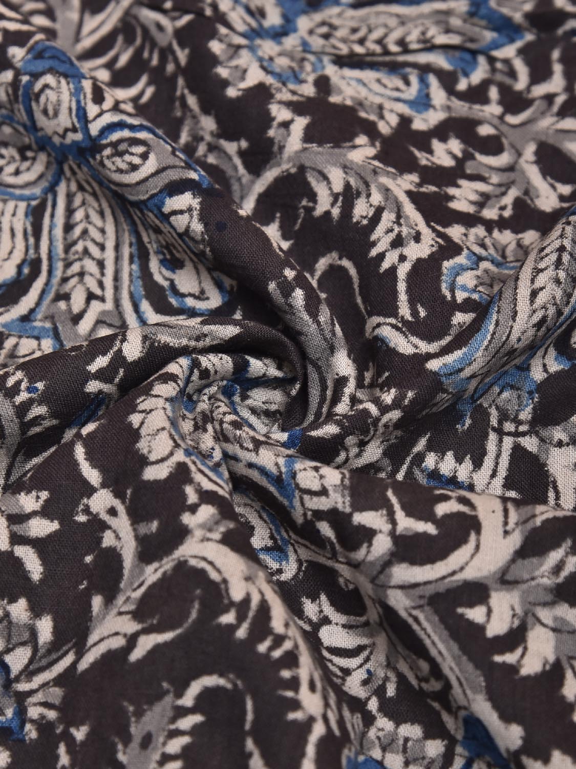 Black and Blue Kalamkari Block Print Cotton Blouse with Floral Design 1.2mt Length 35 Inches Width BL0046