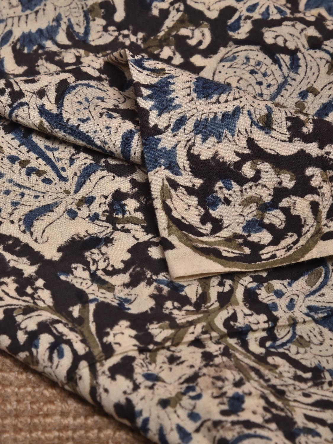 Black and Blue Kalamkari Block Print Cotton Blouse with Floral Design 1.2mt Length 35 Inches Width BL0051