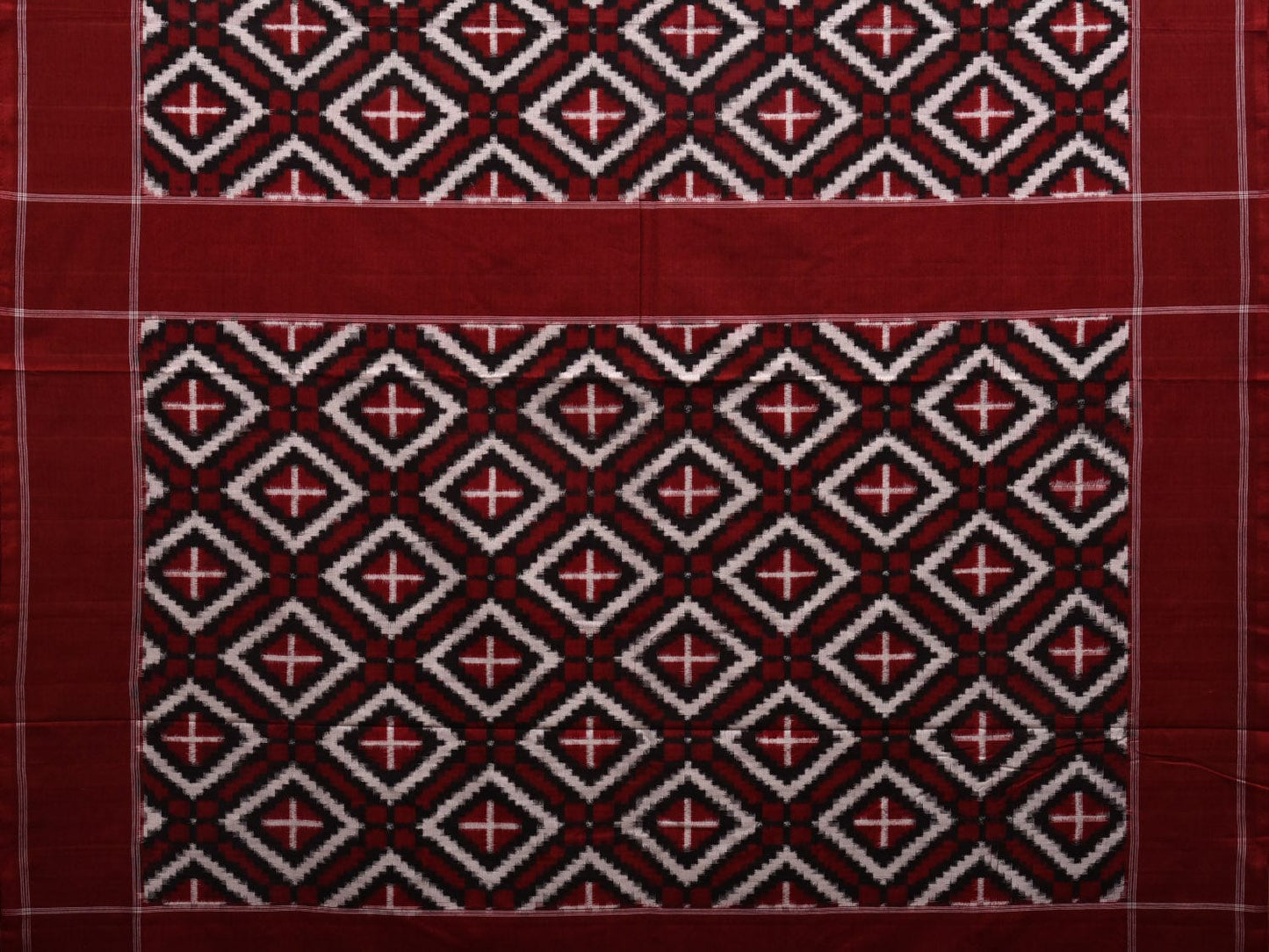 Black and Red Pochampally Ikat Cotton Handloom Saree with Telia Design i0672