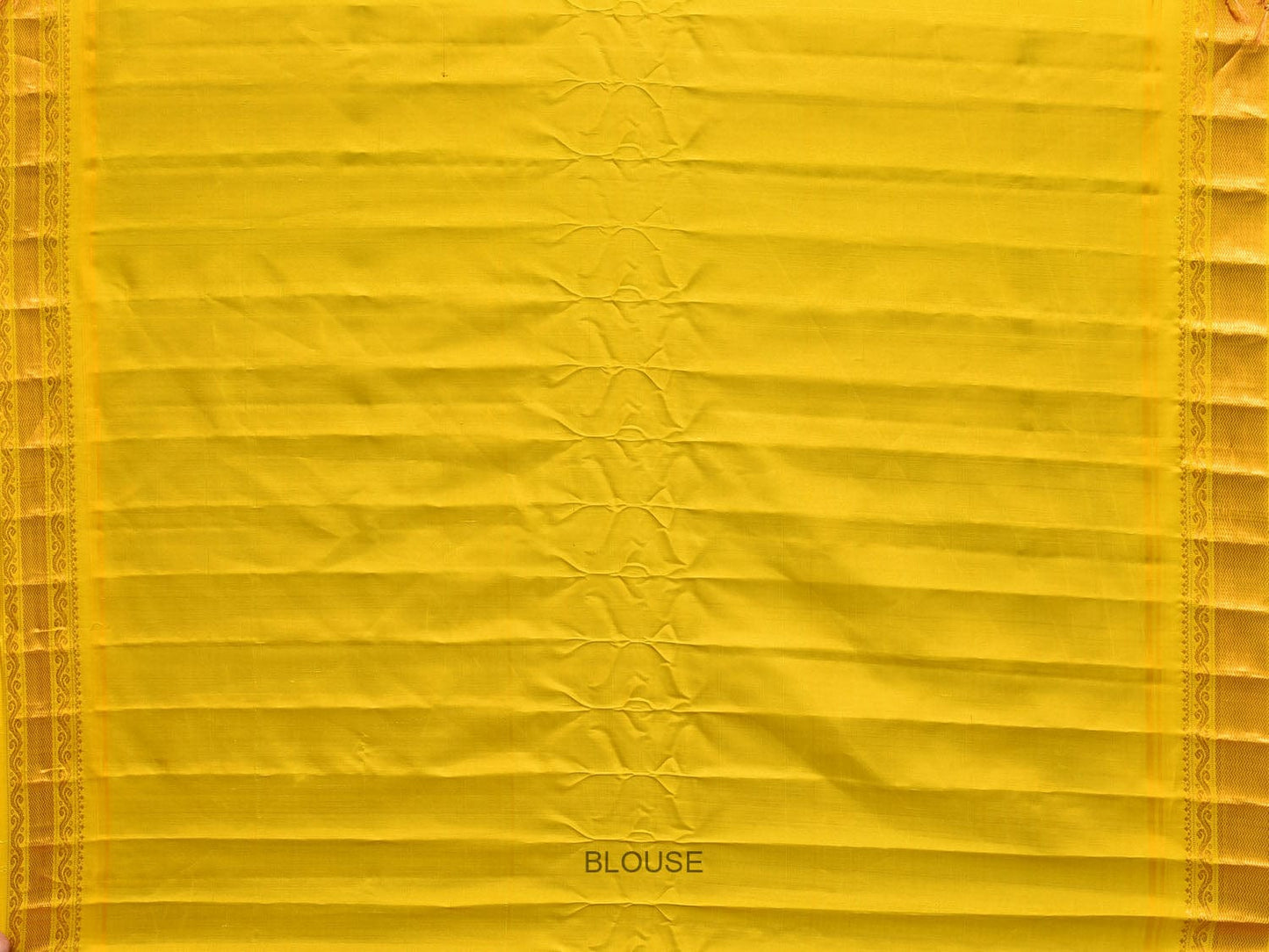 Black and Yellow Gadwal Silk Handloom Saree with Mango Pallu Design g0331