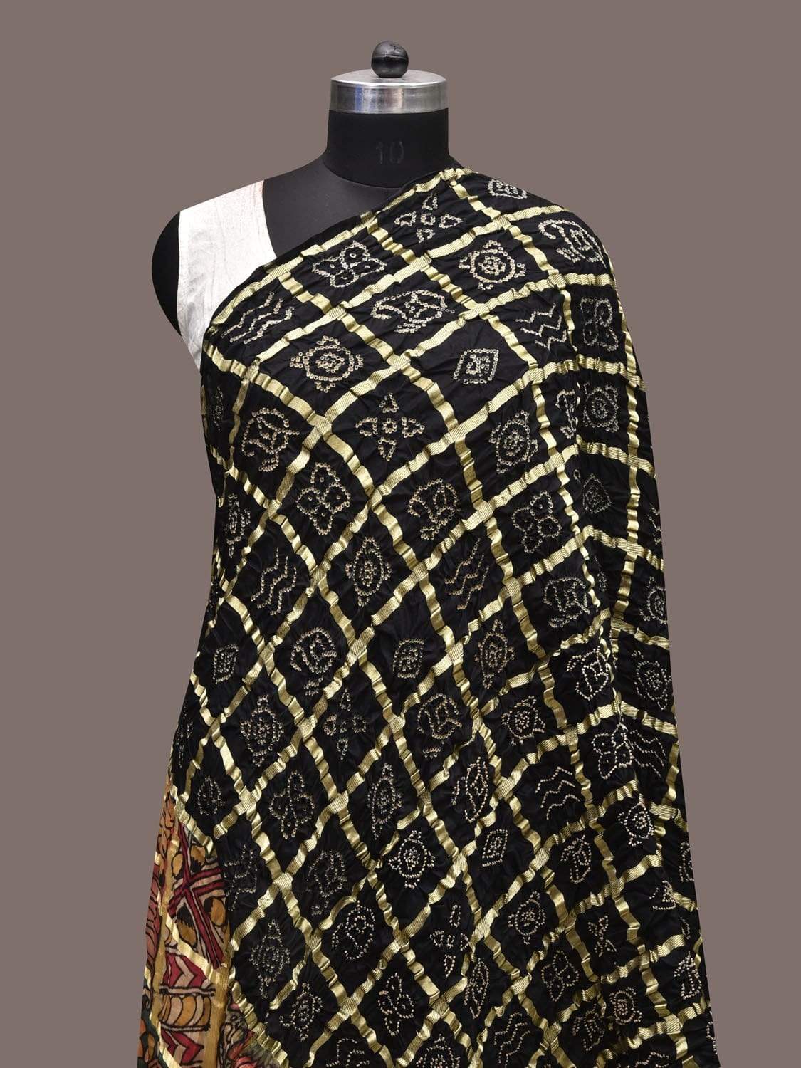 Black Bandhani Kalamkari Hand Painted Kanchipuram Silk Handloom Dupatta ds2345