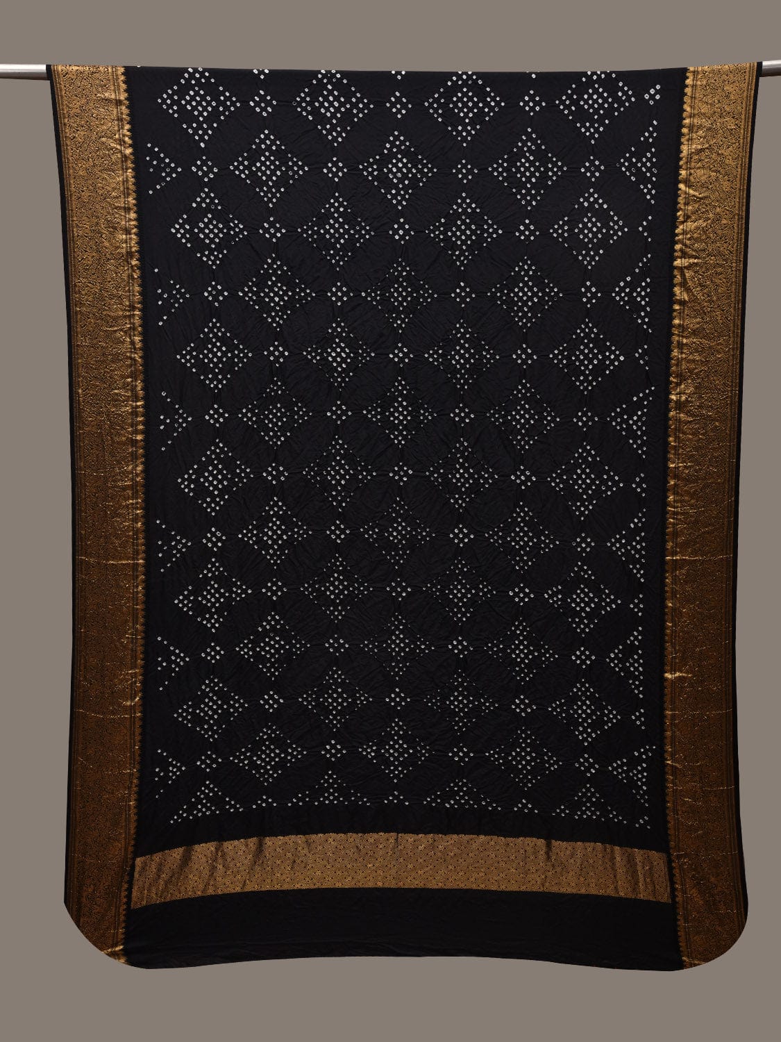Black Bandhani Kanchipuram Silk Handloom Dupatta with Border Design ds2744