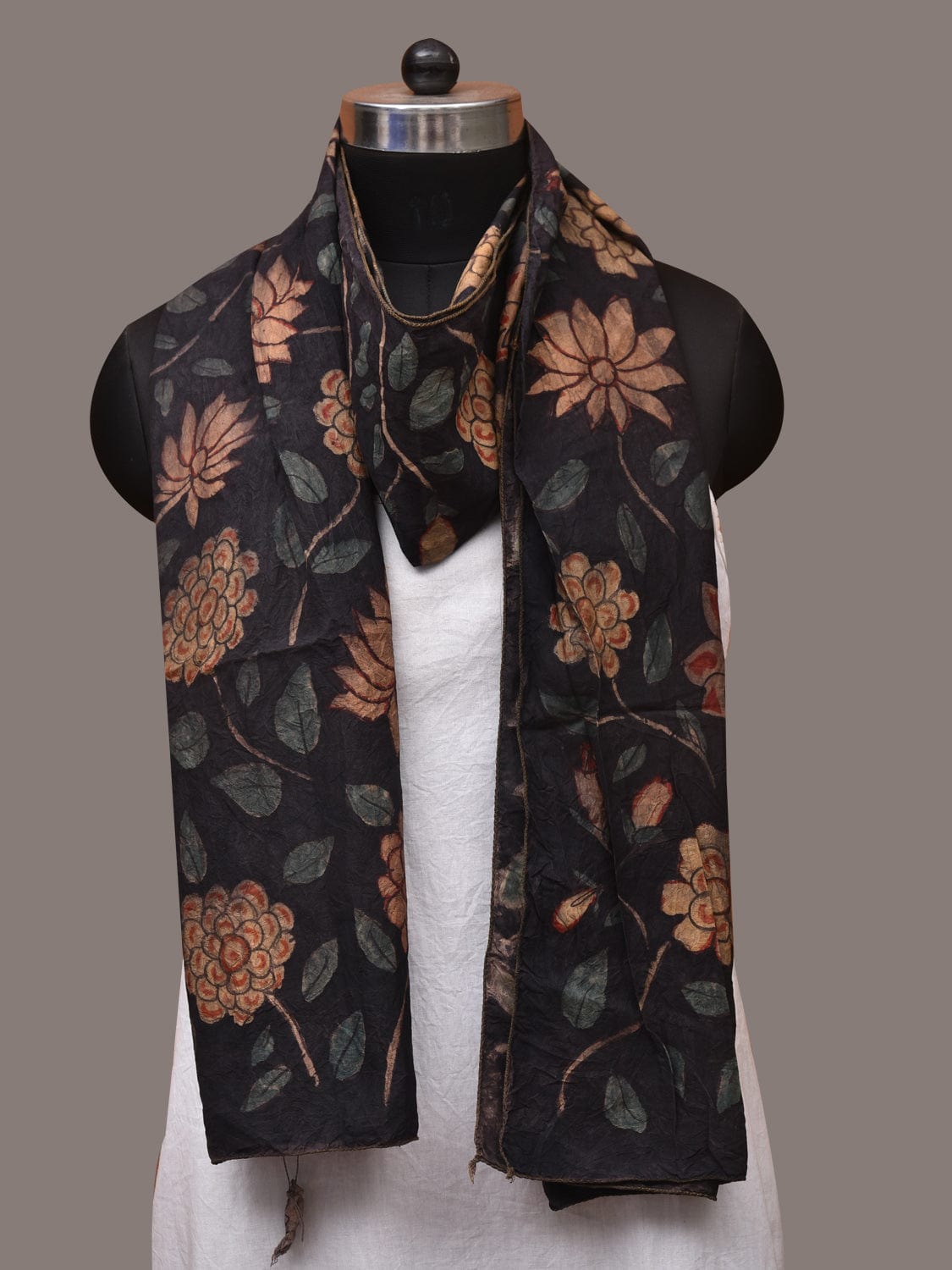 Black Kalamkari Hand Painted Sico Stole with Floral Design ds3431