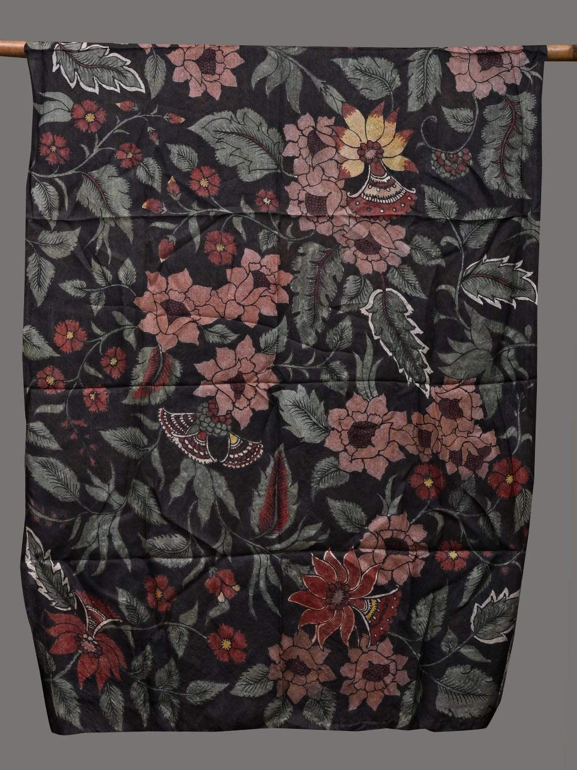 Black Kalamkari Hand Painted Tussar Handloom Dupatta with Floral Design ds2406