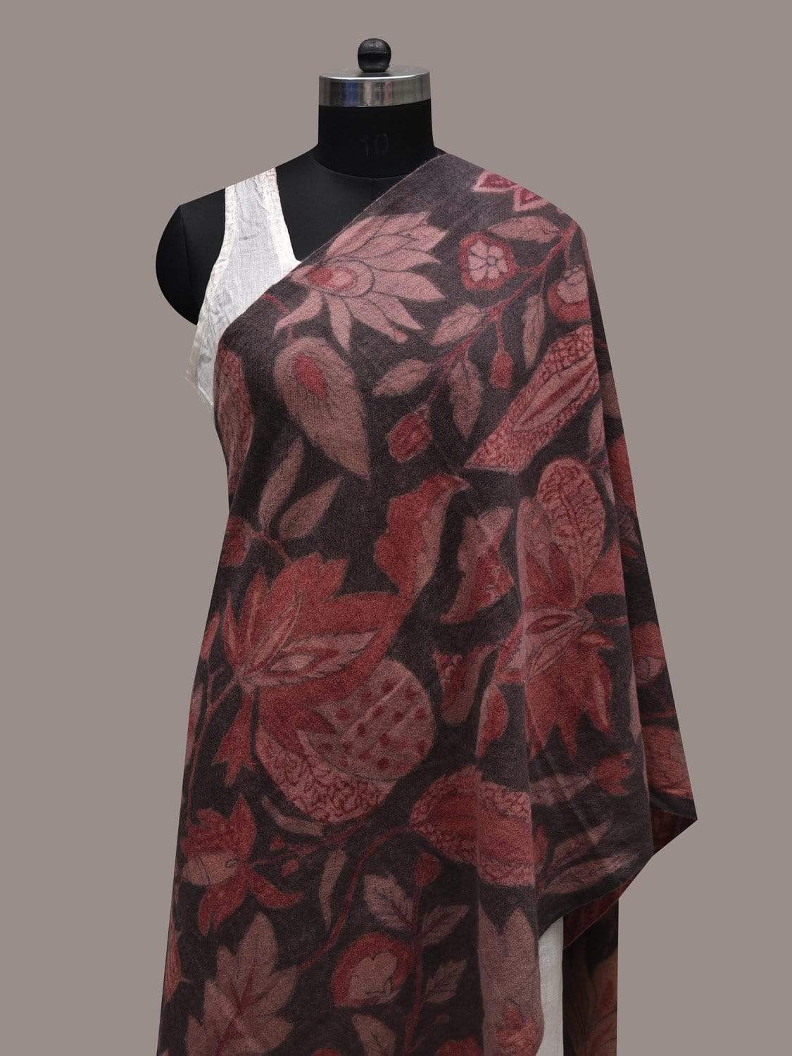 Black Kalamkari Hand Painted Woolen Handloom Stole with Floral Design ds2533