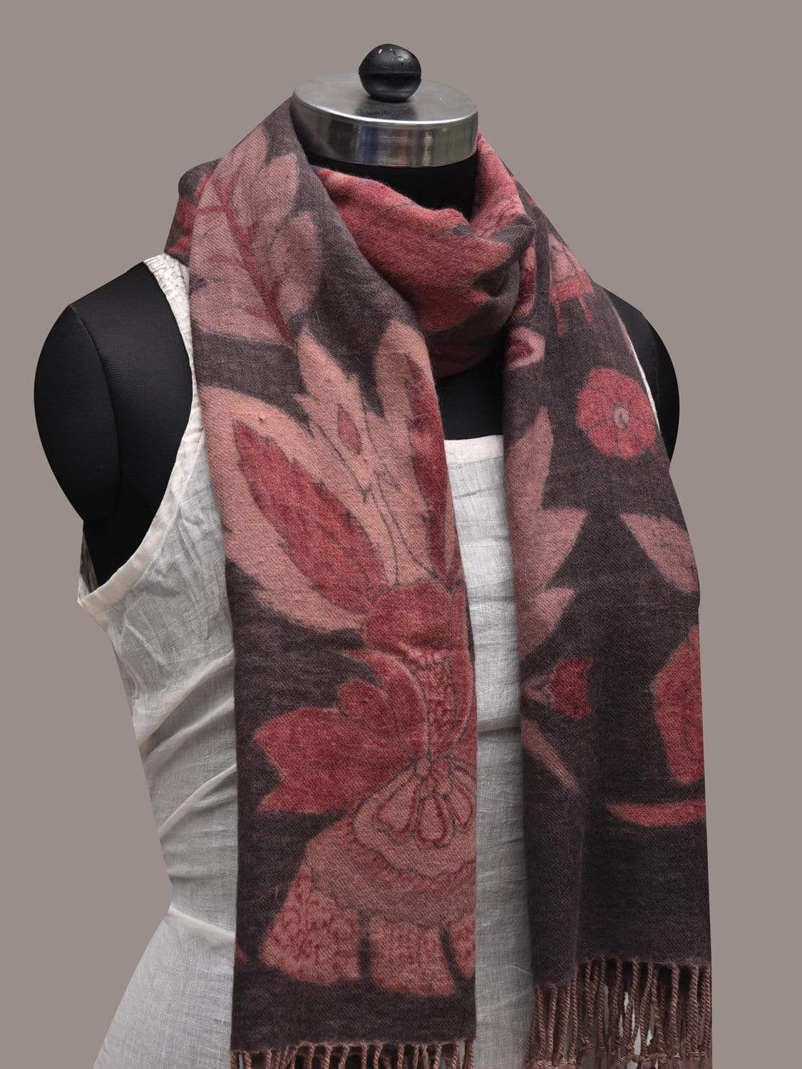Black Kalamkari Hand Painted Woolen Handloom Stole with Floral Design ds2533