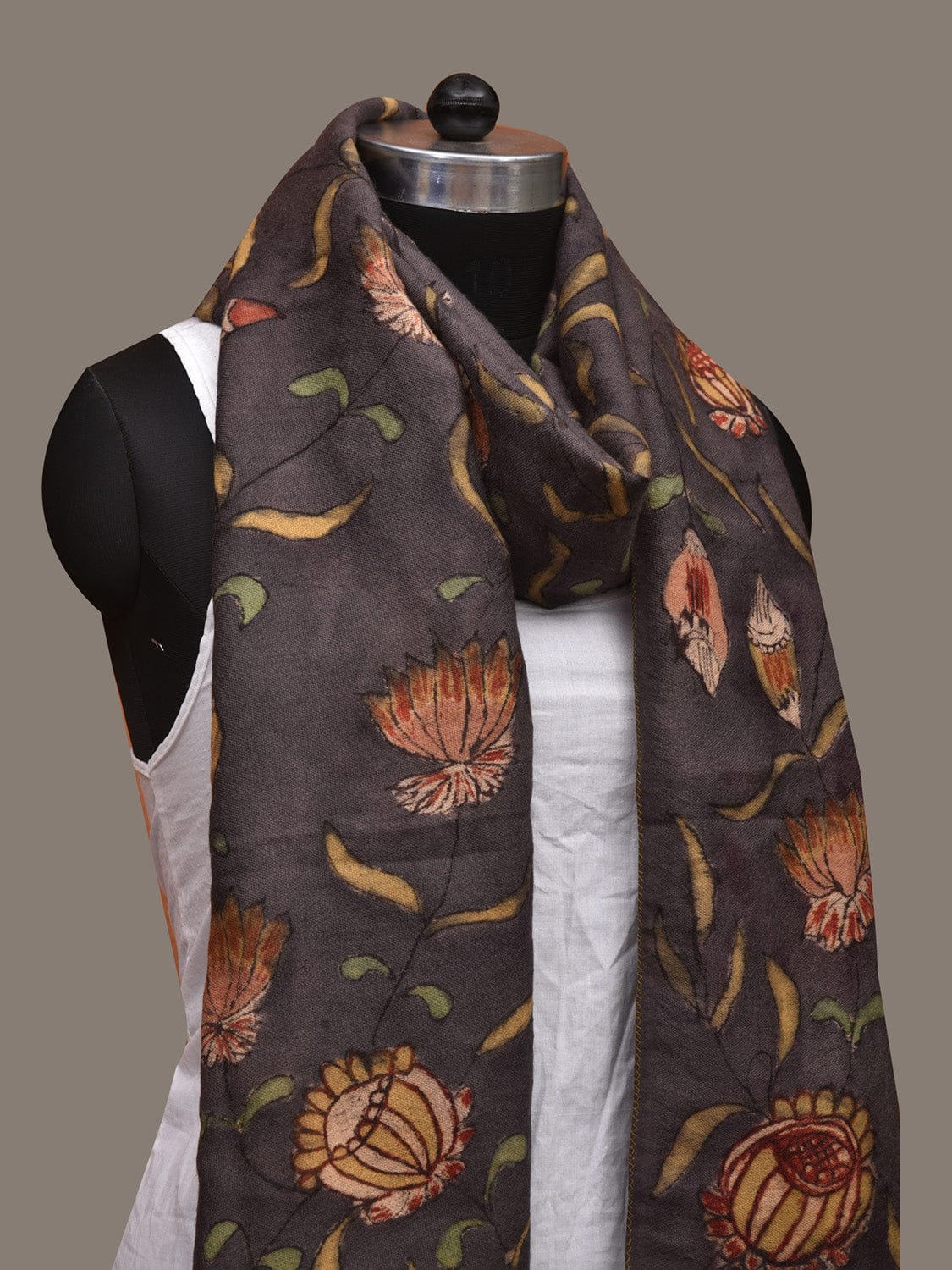 Black Kalamkari Hand Painted Woolen Handloom Stole with Floral Design ds3035
