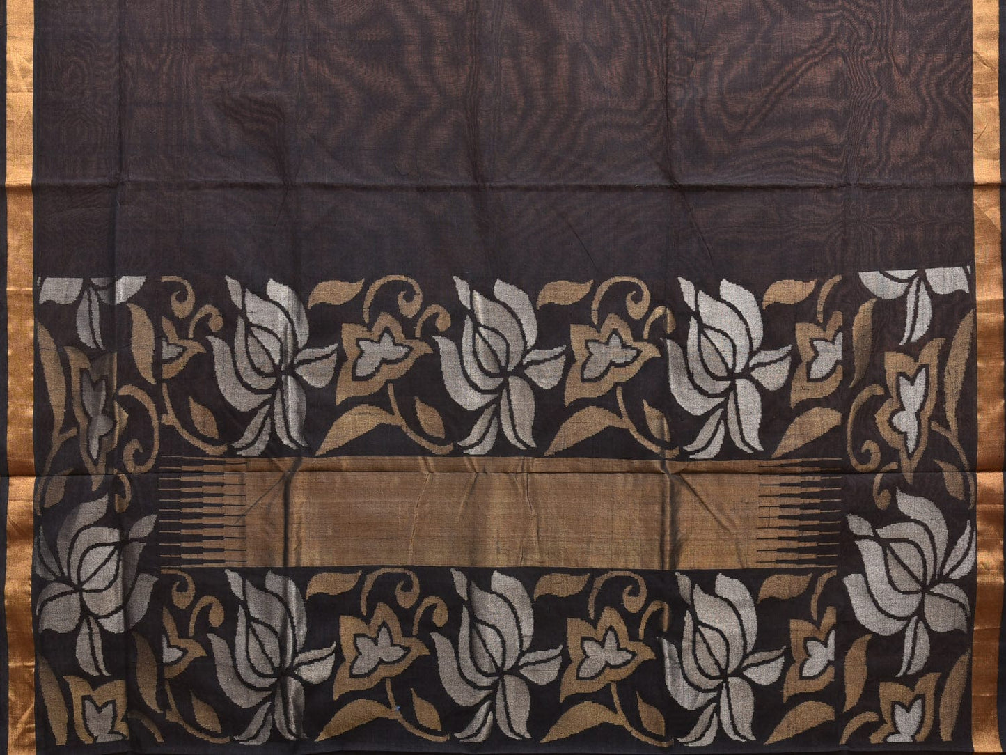 Black Khadi Cotton Handloom Saree with Floral Pallu Design kh0679
