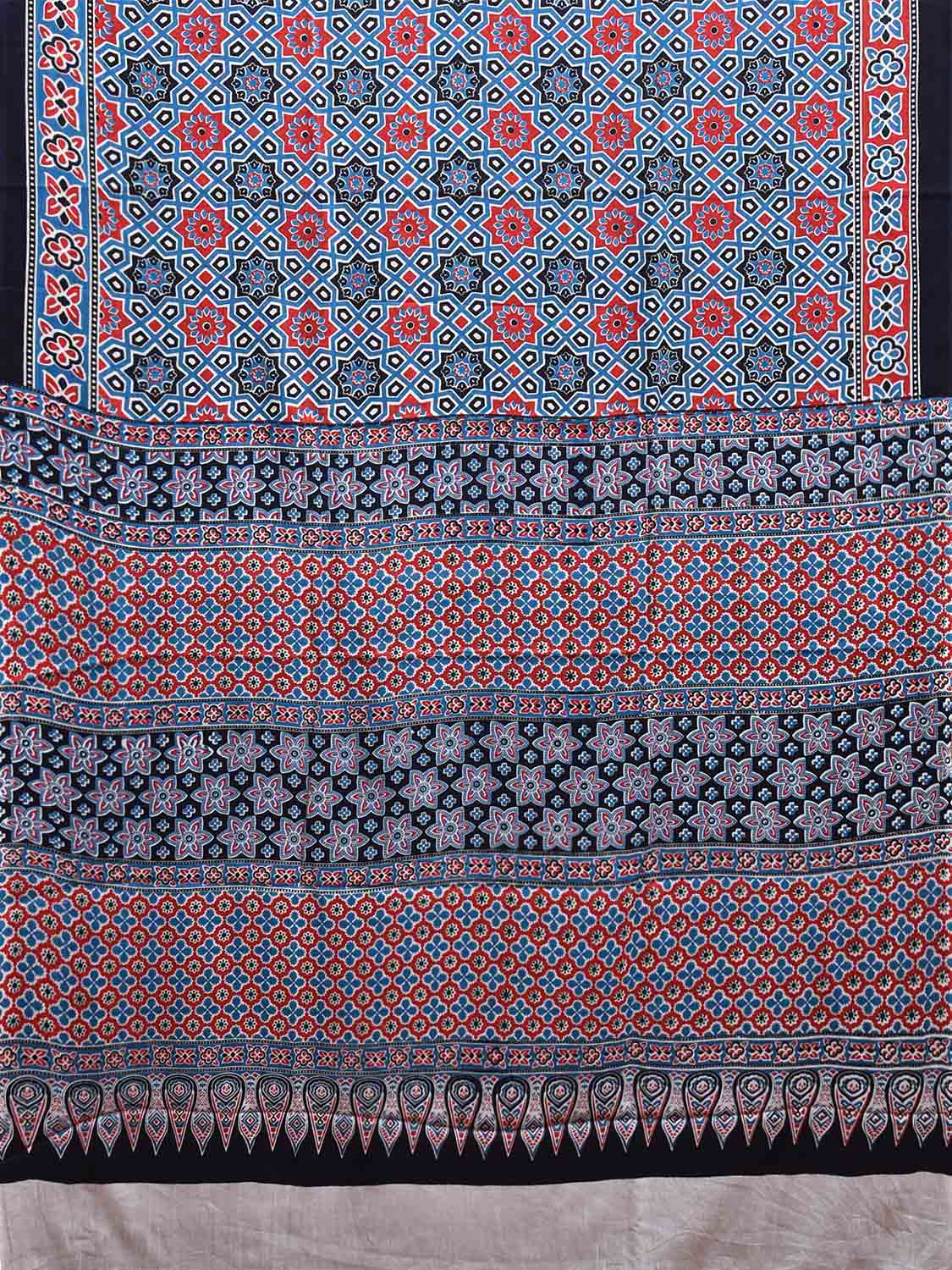 Blue and Black Digital Print Cotton Saree with All Over Geometric Design o0654