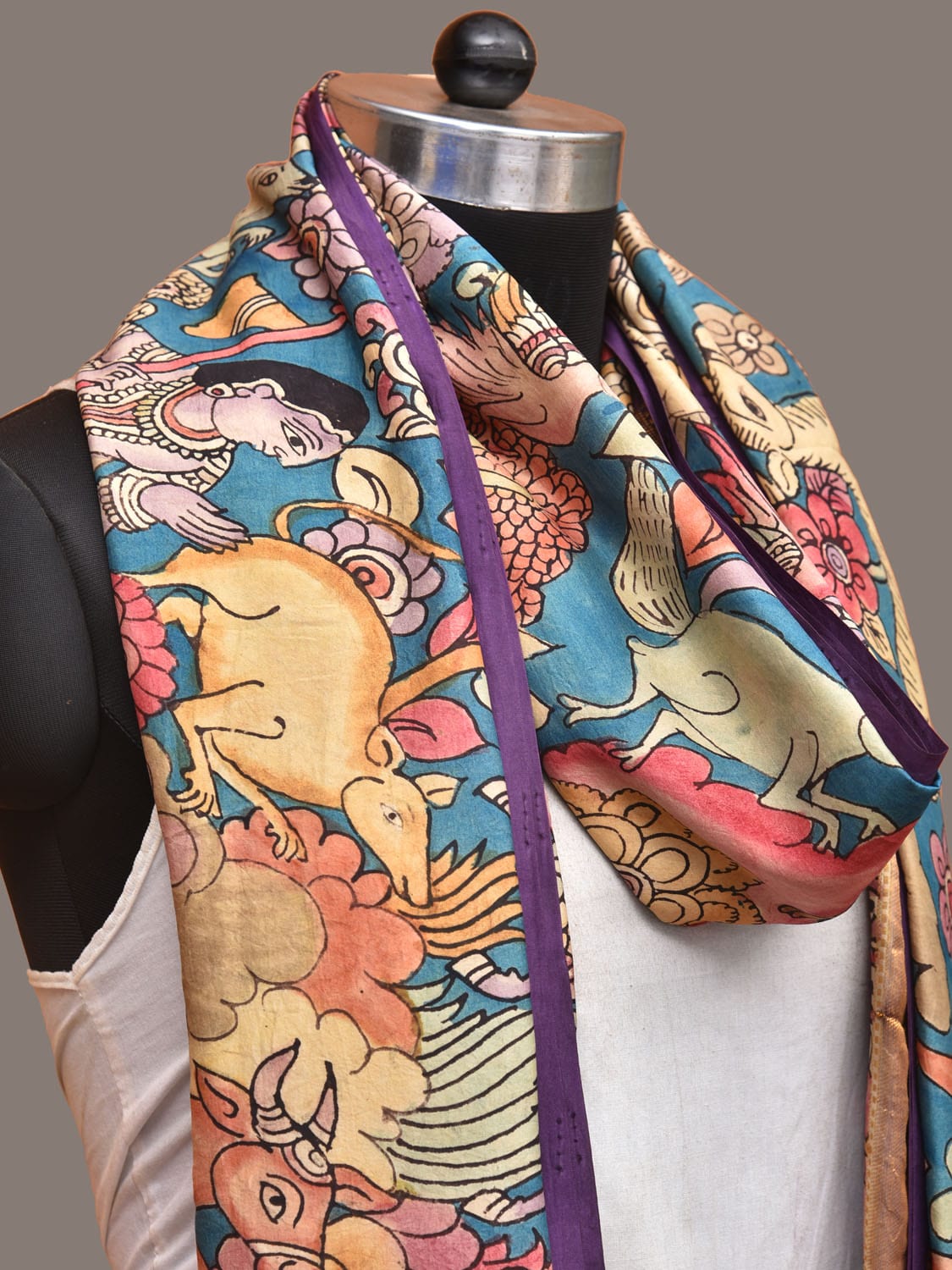 Blue and Purple Kalamkari Hand Painted Kanchipuram Silk Handloom Dupatta with Hunter and Animals Design ds3320
