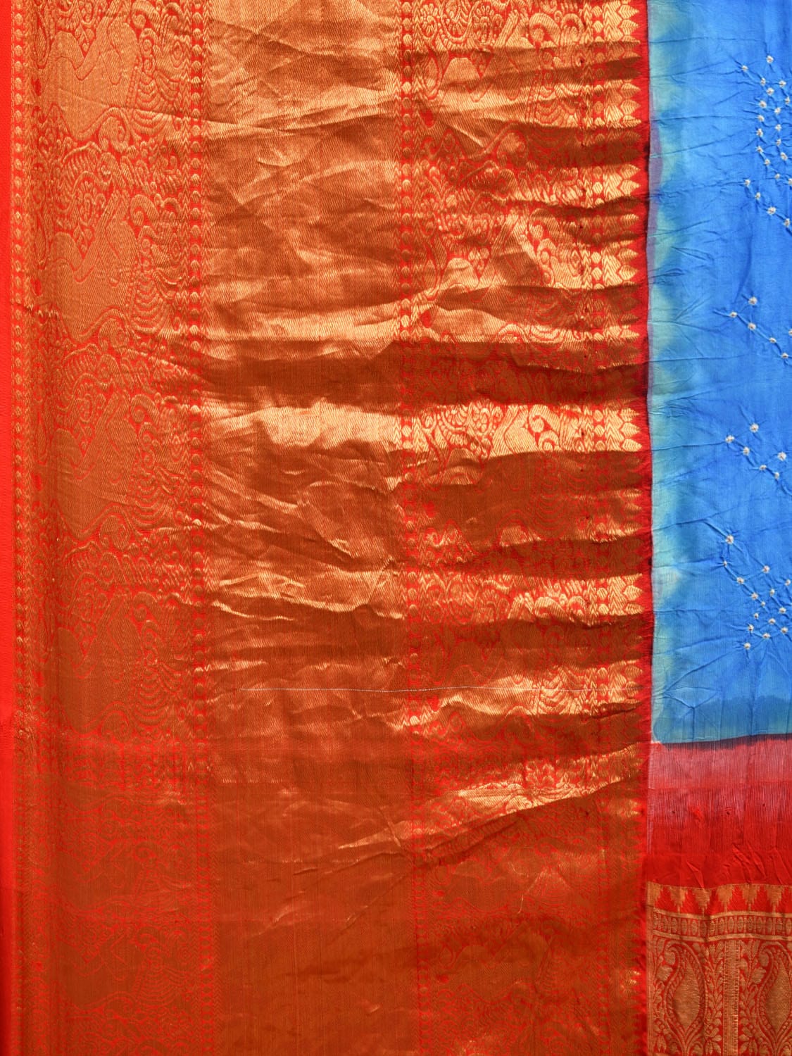 Blue and Red Bandhani Kanchipuram Silk Handloom Saree with Diagonal Design bn0497
