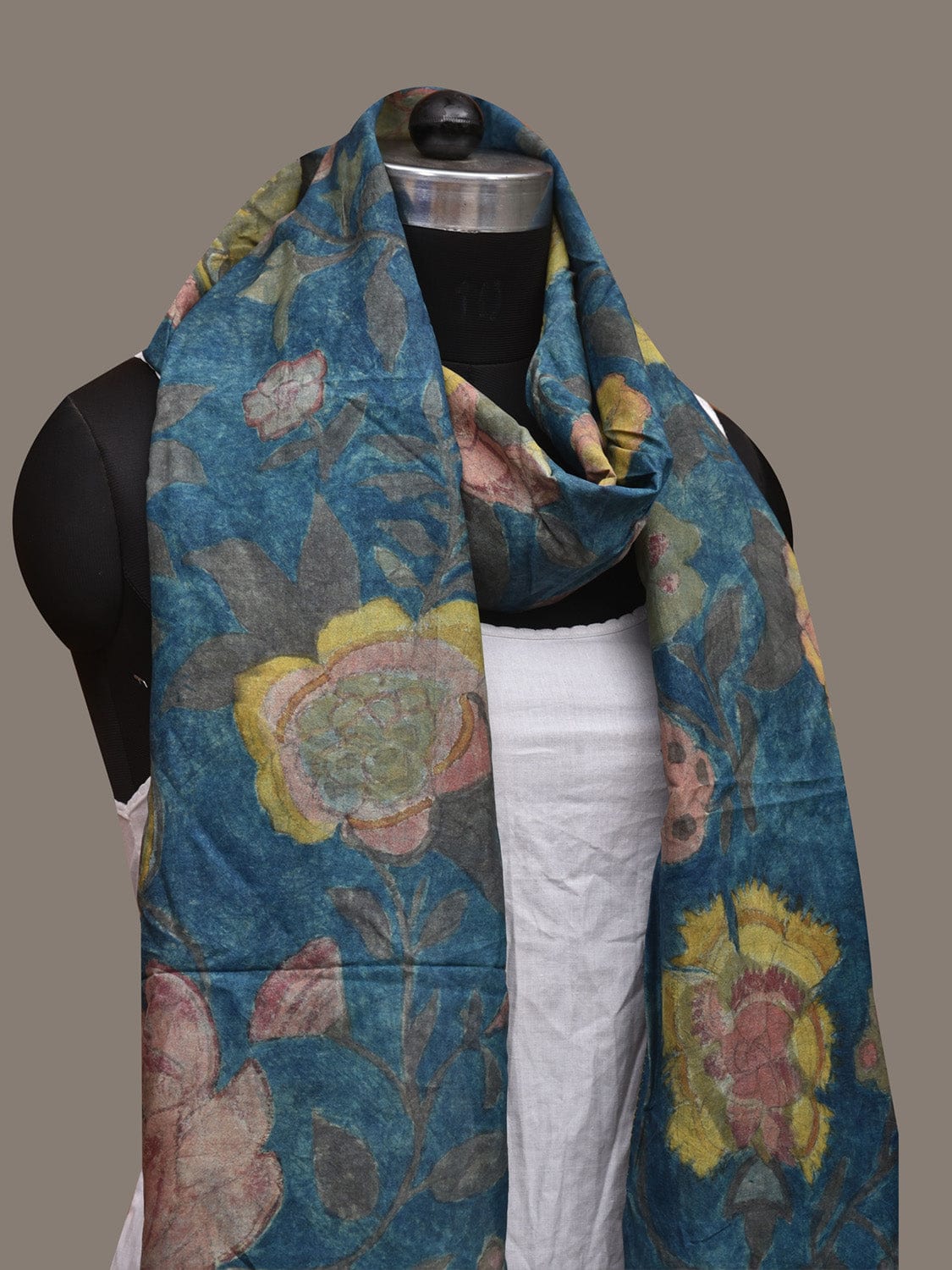 Blue Kalamkari Hand Painted Cotton Handloom Stole with Floral Design ds3047