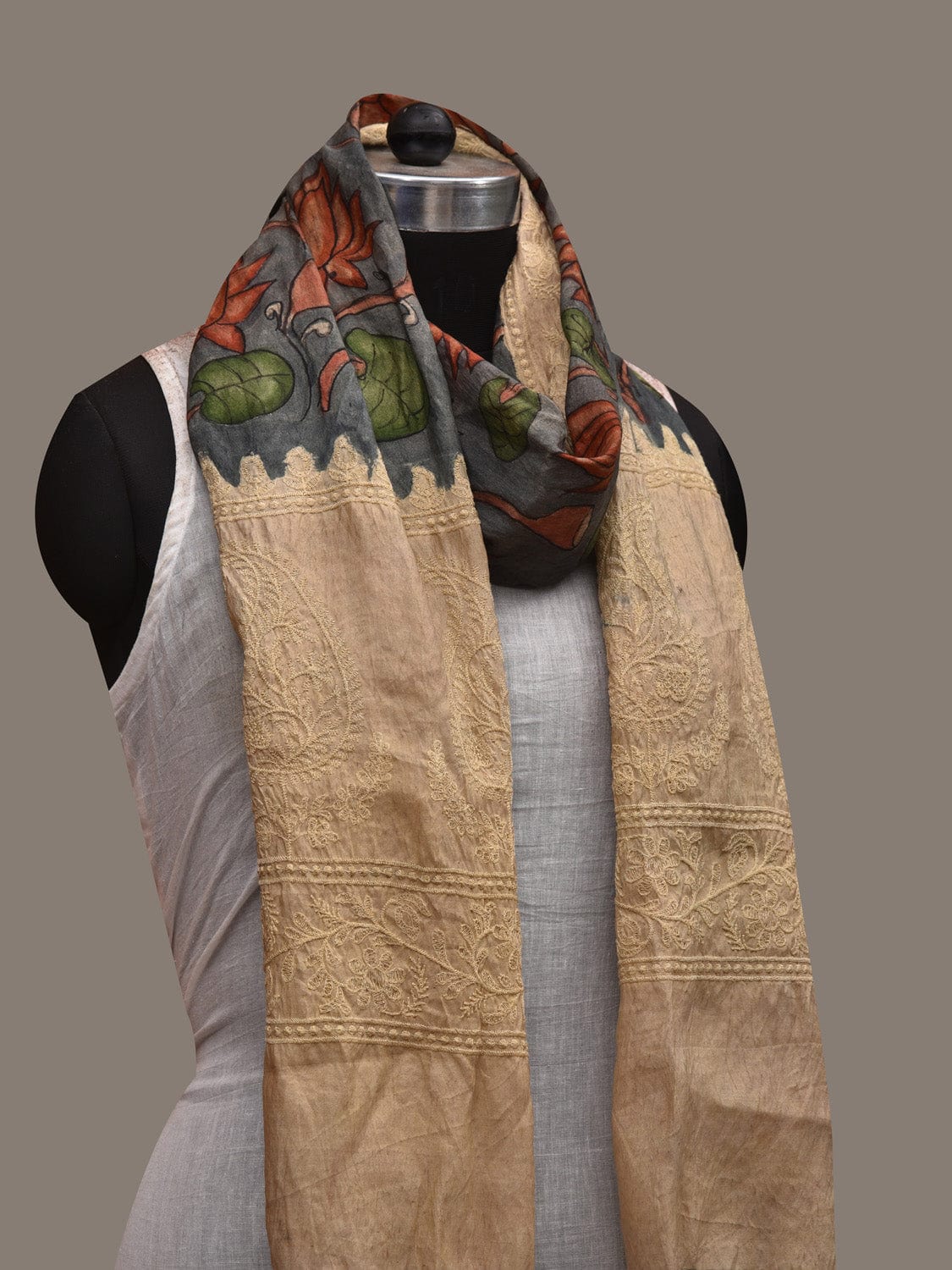 Blue Kalamkari Hand Painted Silk Handloom Stole with Lotus and Embroidary Design ds2939