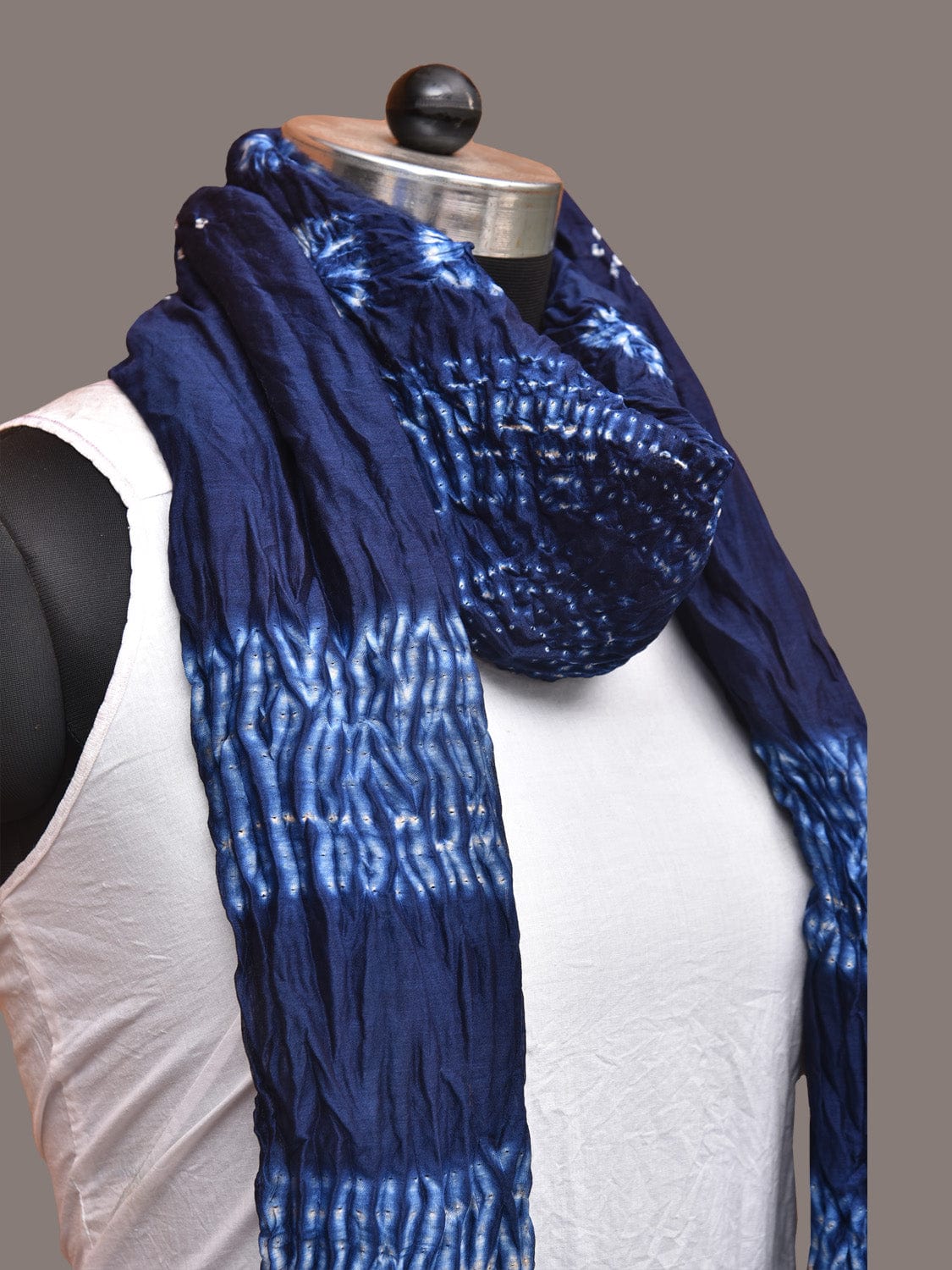 Blue Shibori Cotton Silk Handloom Stole with Circle Design ds3342