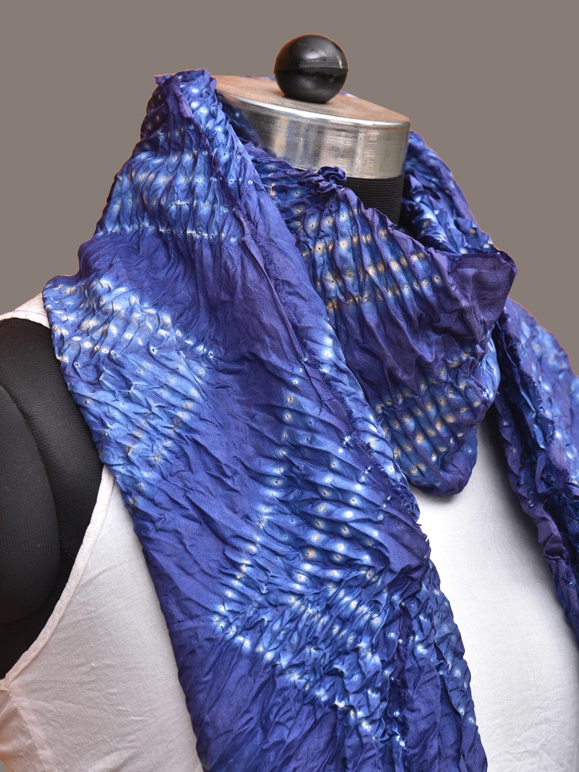 Blue Shibori Silk Handloom Stole with Geometrical Design ds3340