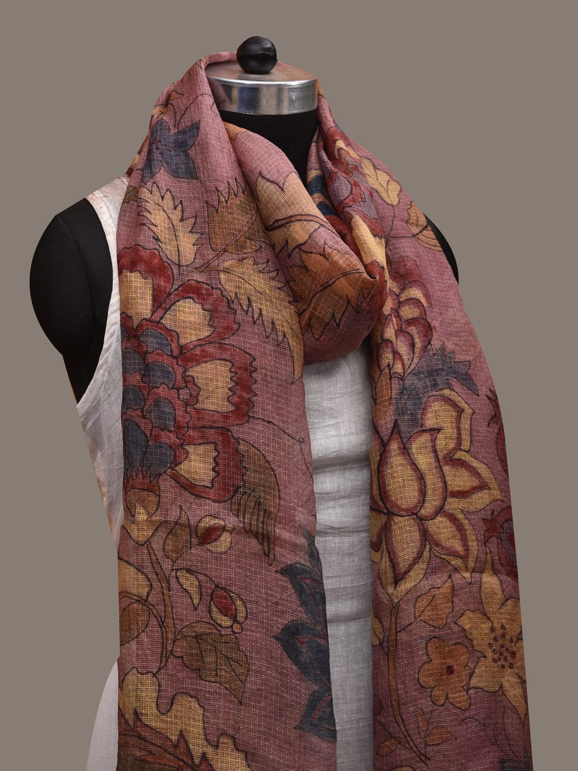 Burgundy Kalamkari Hand Painted Kota Silk Dupatta with Floral Design ds2922