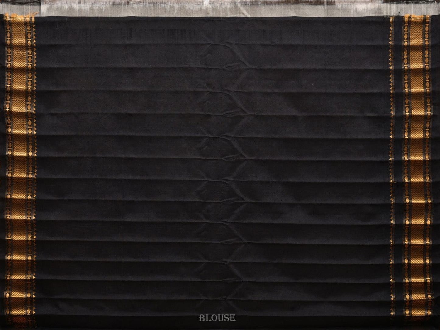 Cream and Black Gadwal Silk Handloom Saree with Mango Pallu and Temple Border Design g0313