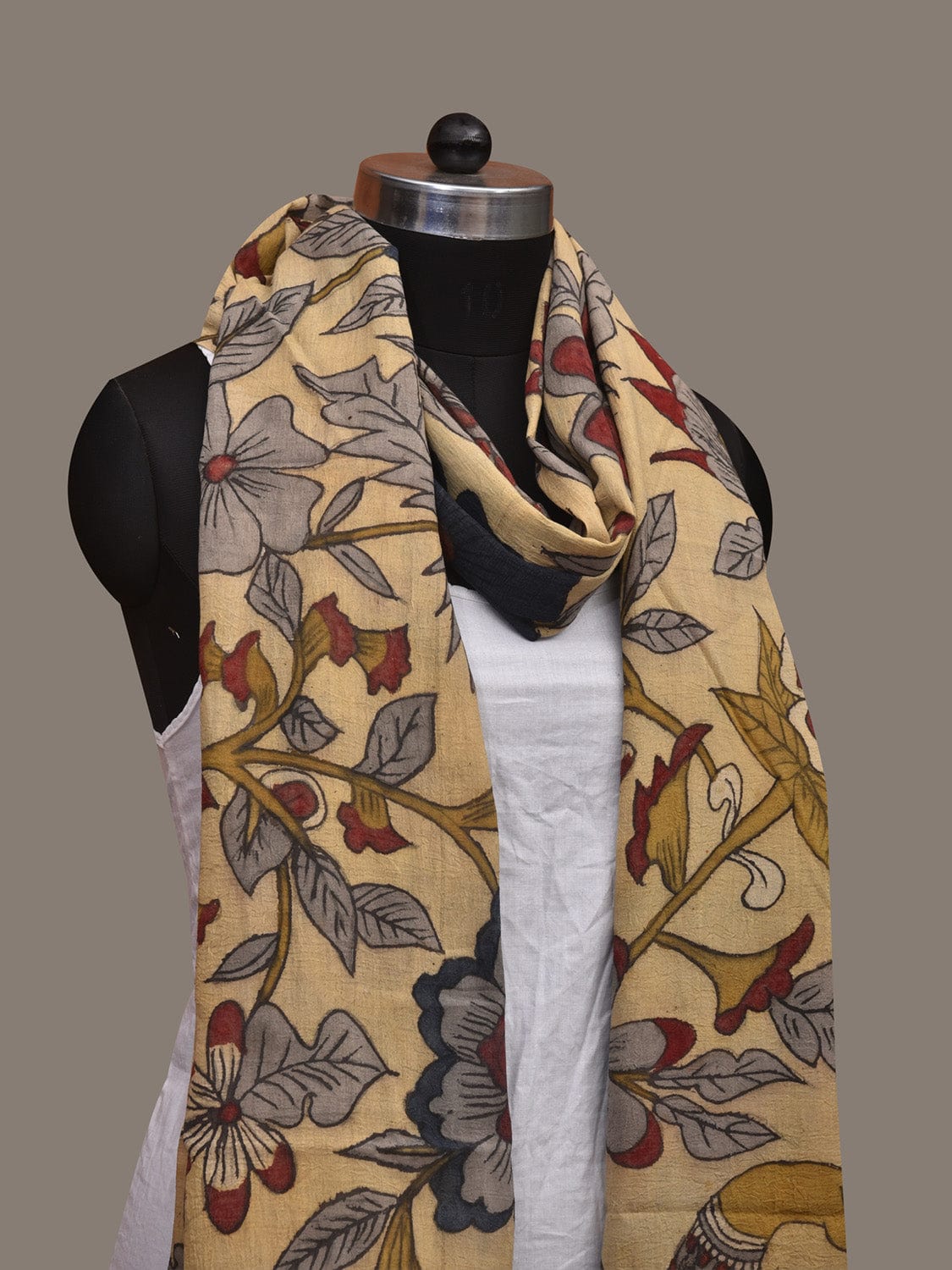 Cream Kalamkari Hand Painted Cotton Handloom Dupatta with Floral Design ds3059