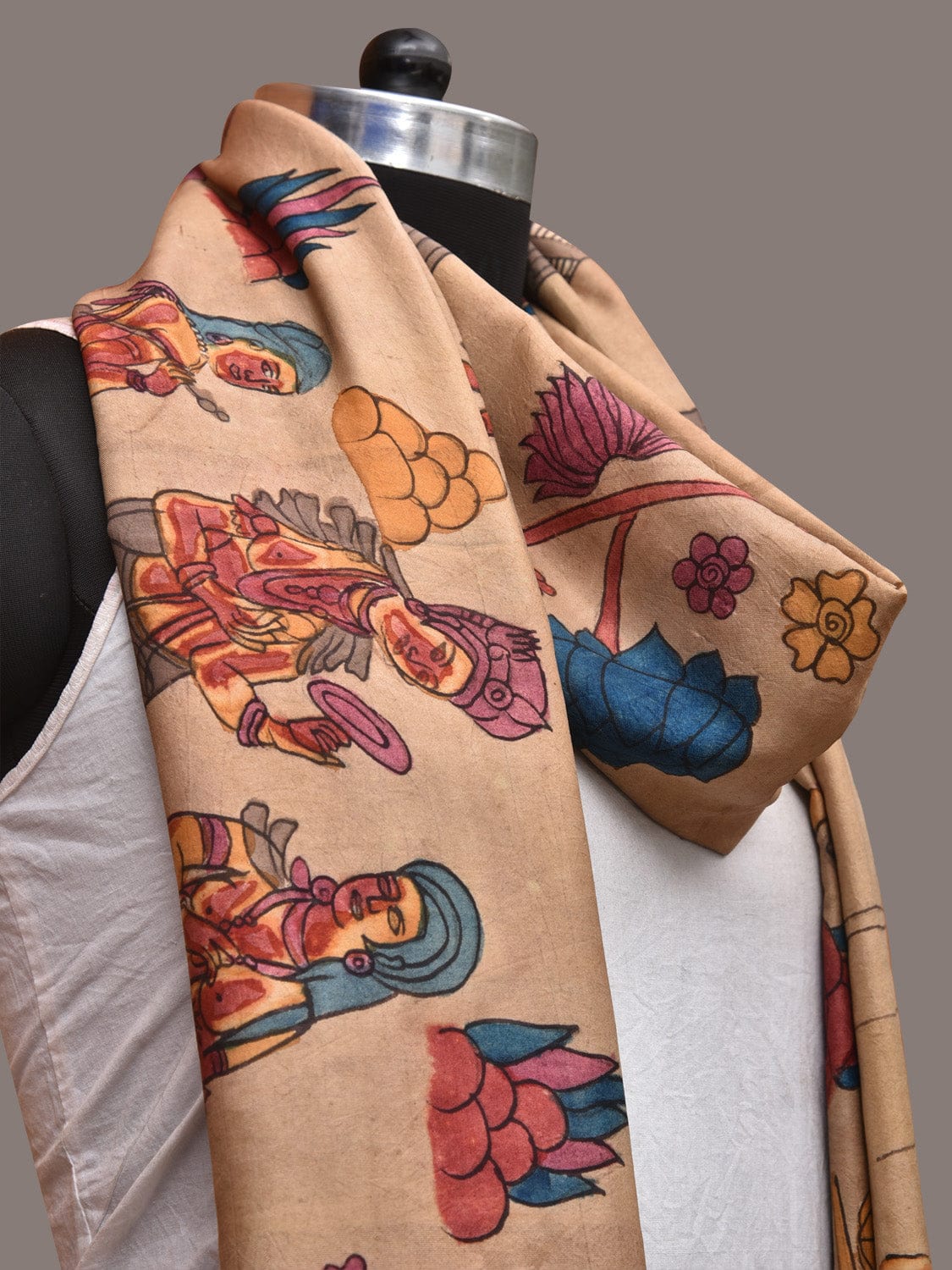 Cream Kalamkari Hand Painted Kanchipuram Silk Handloom Dupatta with Ajanta Design ds3489