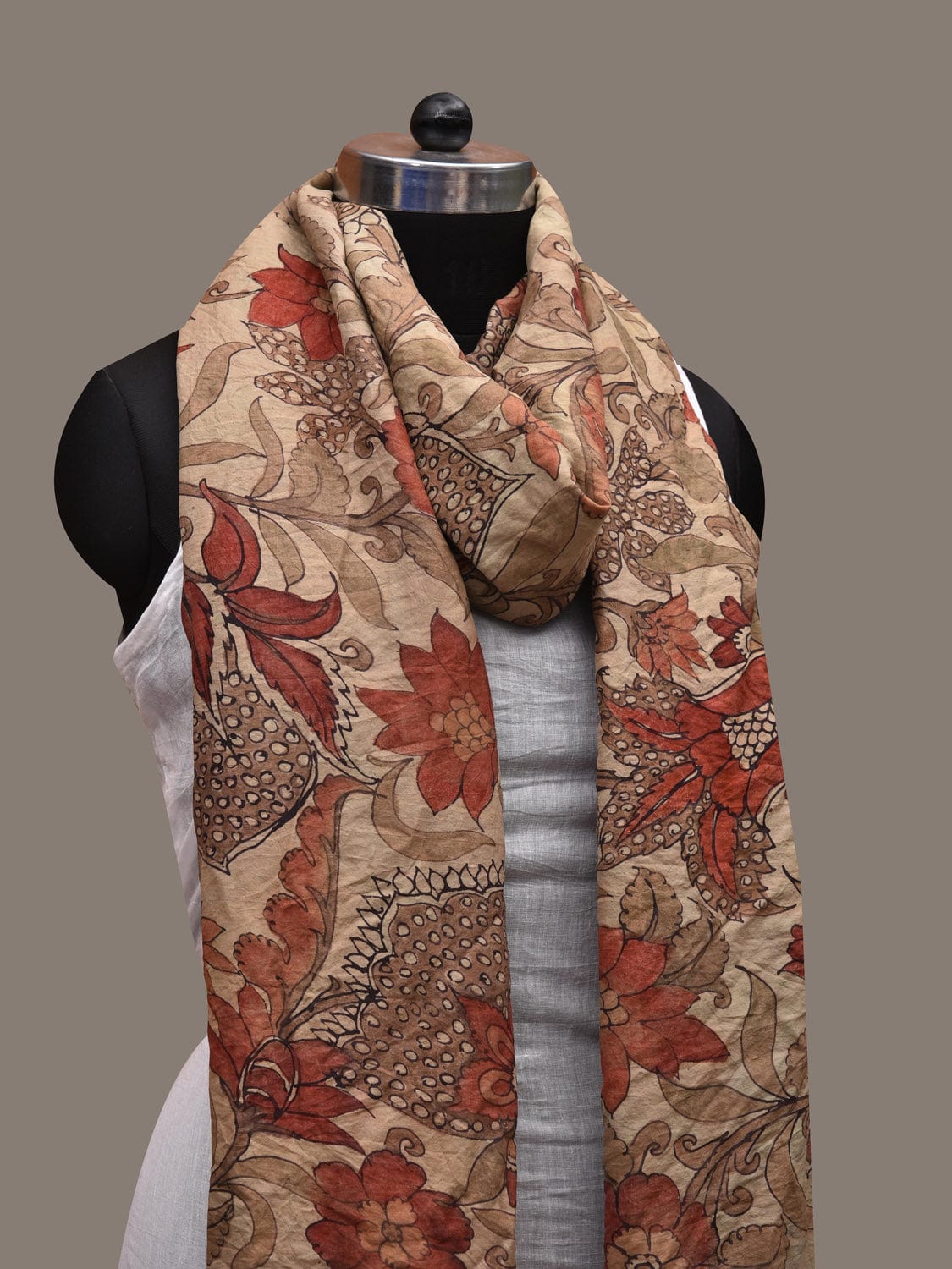 Cream Kalamkari Hand Painted Kanchipuram Silk Handloom Dupatta with Floral Design ds2658