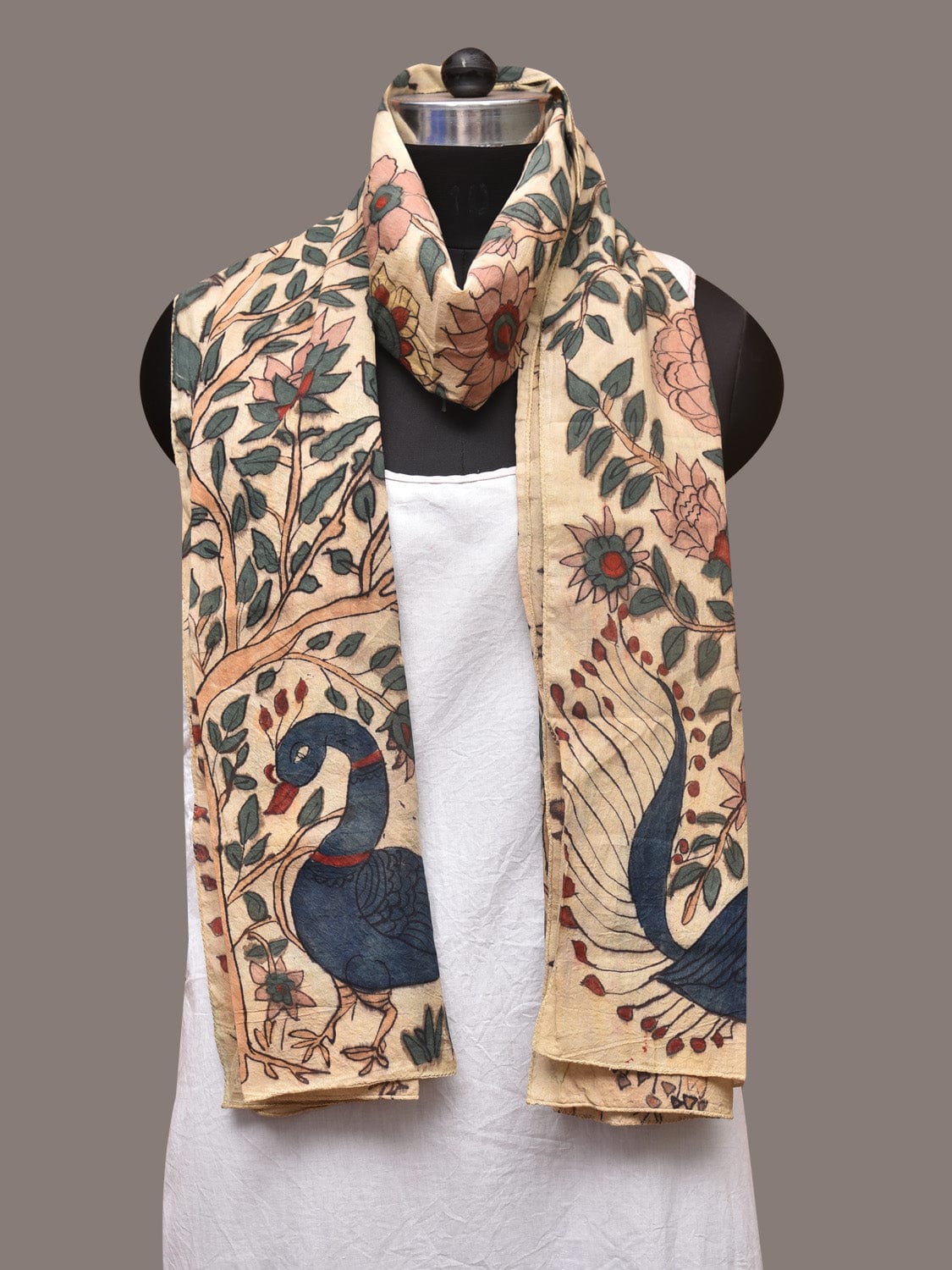 Cream Kalamkari Hand Painted Sico Stole with Tree of Life Design ds3389