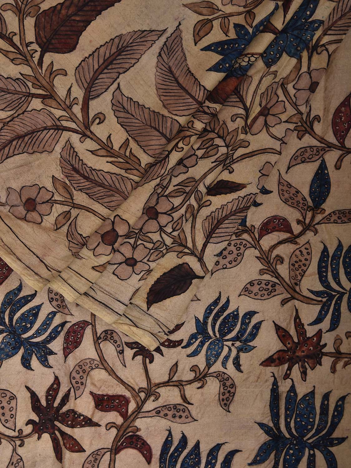 Cream Kalamkari Hand Painted Silk Saree with Lotus Flowers Design KL0806