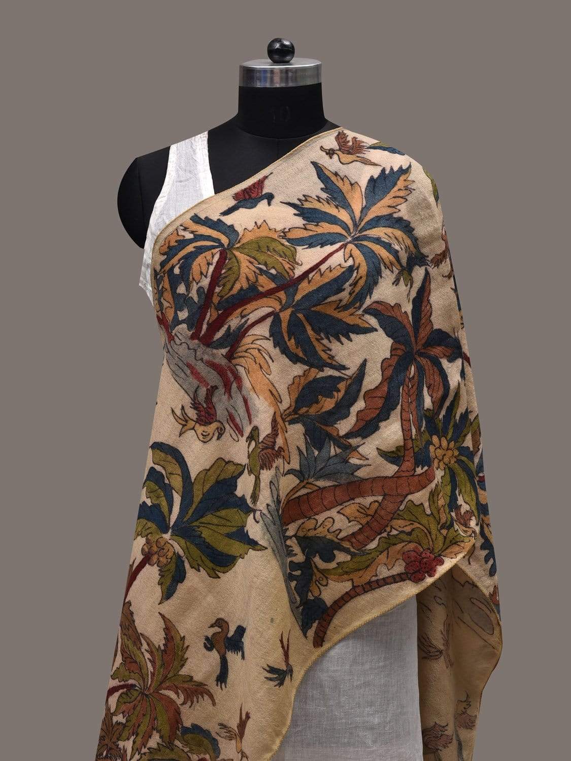 Cream Kalamkari Hand Painted Woolen Handloom Stole with Coconut Trees Design ds2437