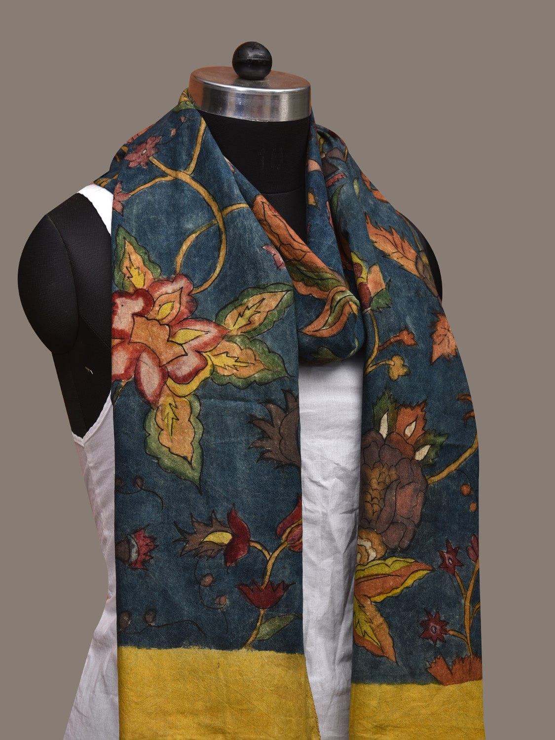 Dark Blue Kalamkari Hand Painted Cotton Handloom Stole with Floral Design ds3022