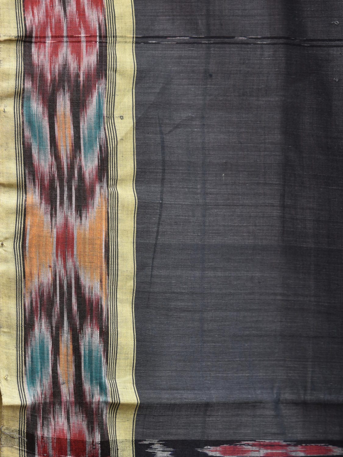 Dark Grey Ikat Cotton Handloom Saree with Strips and Border Design i0862