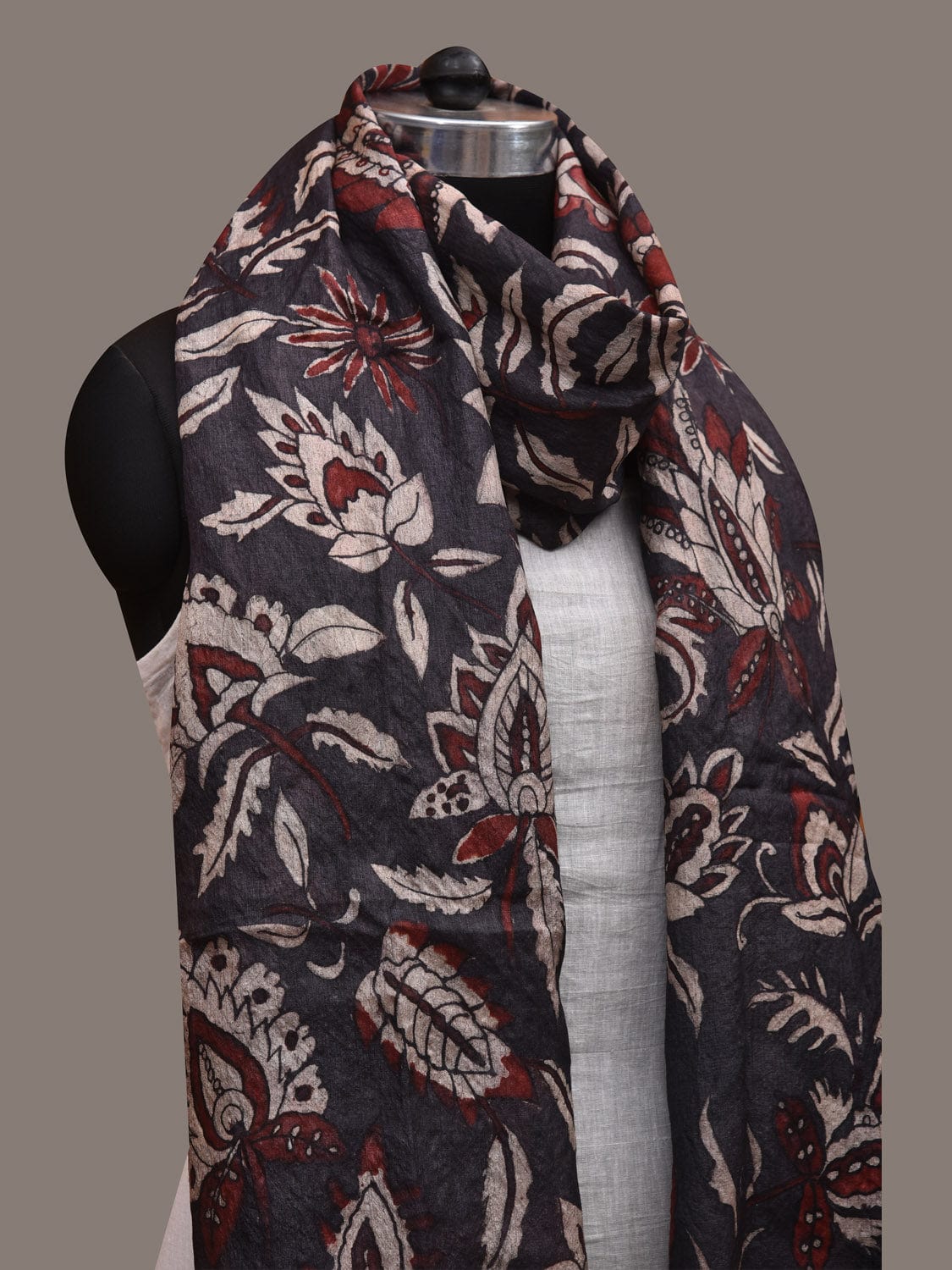 Dark Grey Kalamkari Hand Painted Tussar Handloom Dupatta with Floral Design ds2864