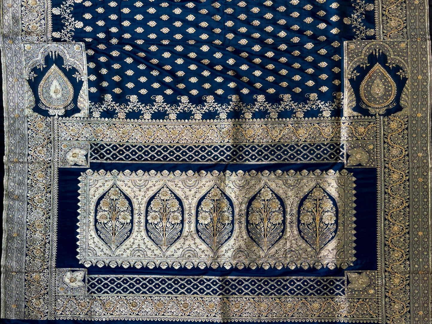 Dark Royal Blue Banaras Katan Silk Saree with Body Butti and Stone Work Design b0374ds