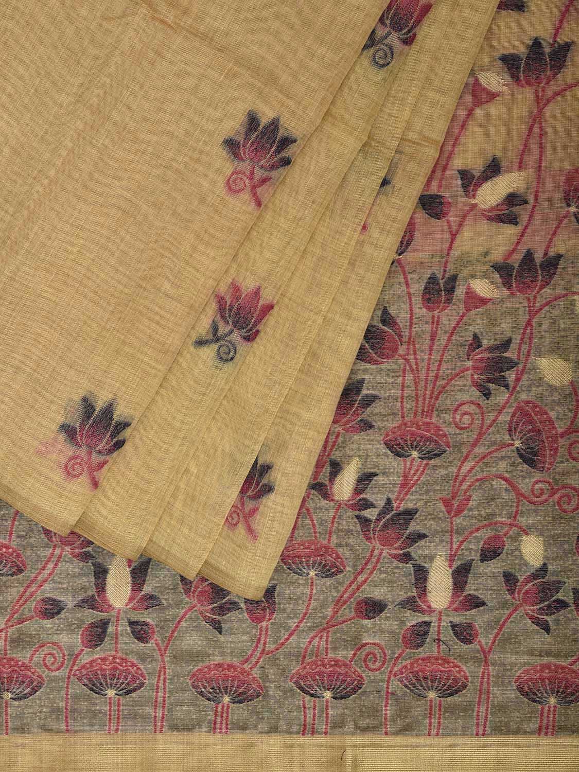 Light Yellow Dhakai Jamdani Cotton Viscose Saree with Lotus Buta and Pallu Design dj0170