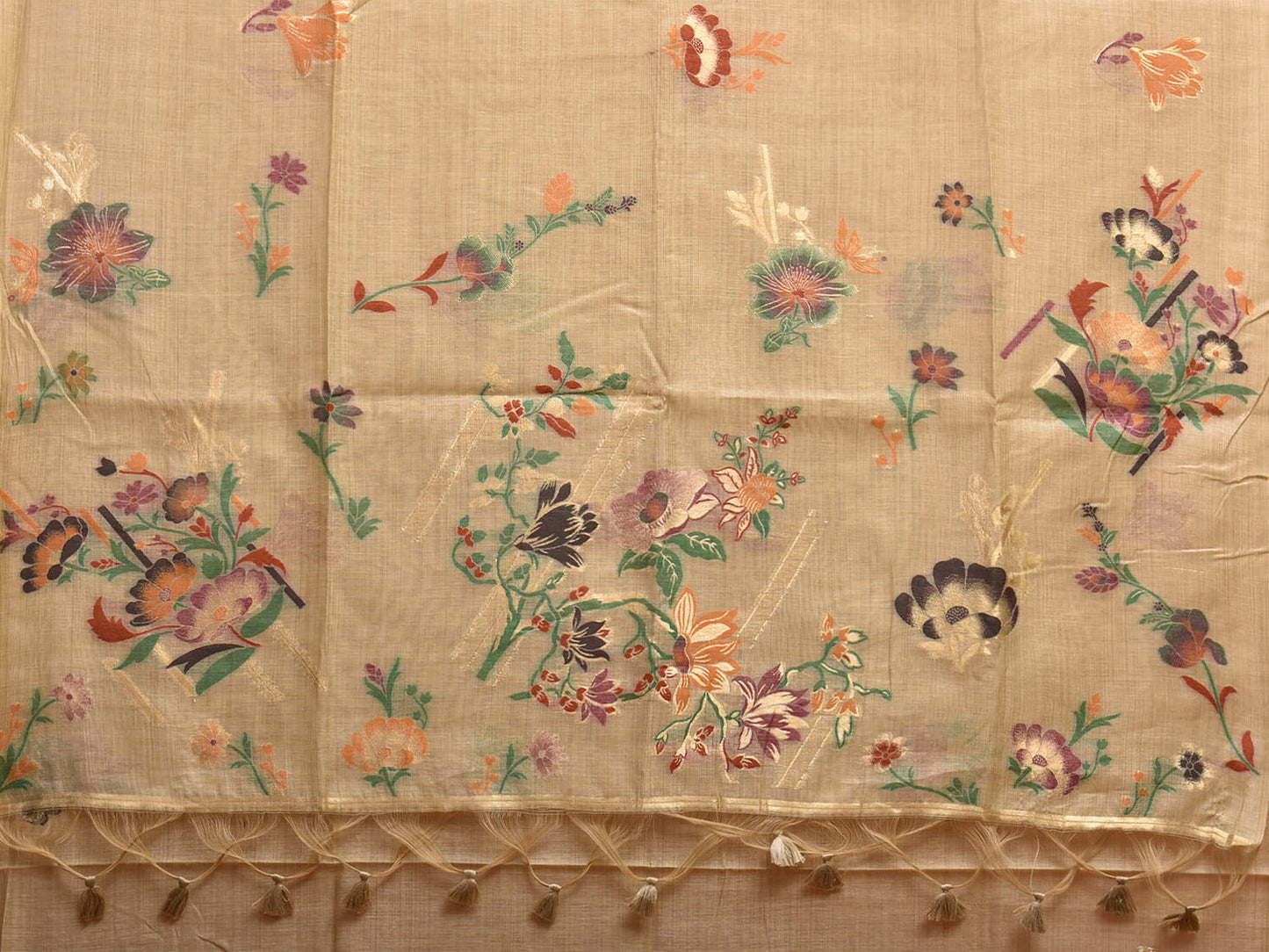 Cream Dhakai Jamdani Cotton Viscose Saree with Buta and Floral Pallu Design dj0200