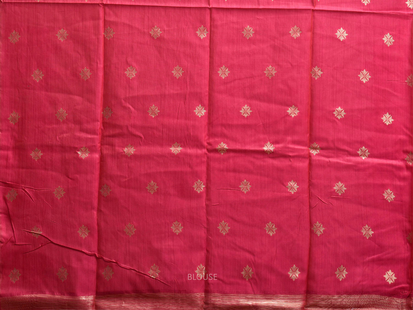 White and Red Dhakai Jamdani Cotton Viscose Saree with Geometric Border and Pallu Design dj0205