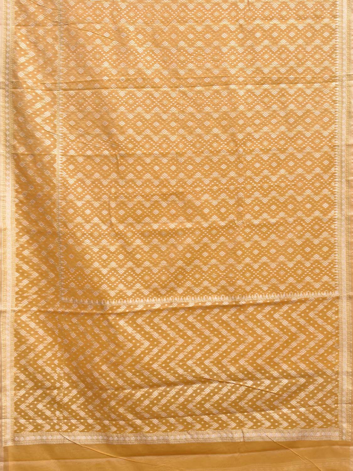 Yellow Dhakai Jamdani Cotton Viscose Saree with All Over Zig-Zag Design dj0221