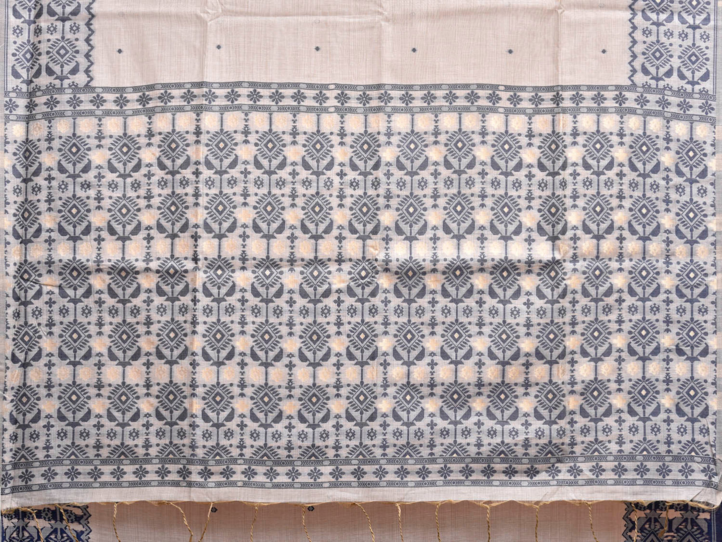 White and Dark Blue Dhakai Jamdani Cotton Viscose Saree with Border and Pallu Design dj0244