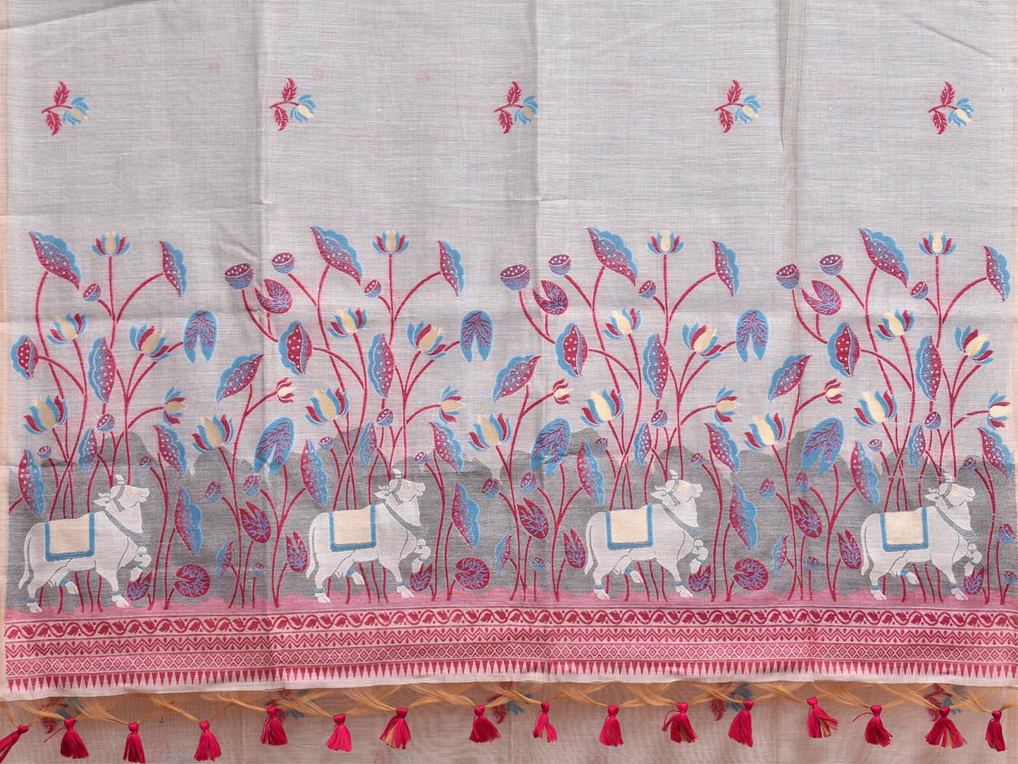 Beige Dhakai Jamdani Cotton Viscose Saree with Cows and Plants Pallu Design dj0254