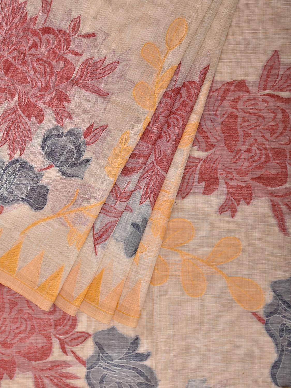 Cream and Yellow Dhakai Jamdani Cotton Viscose Saree with Floral Pallu and Border Design dj0257