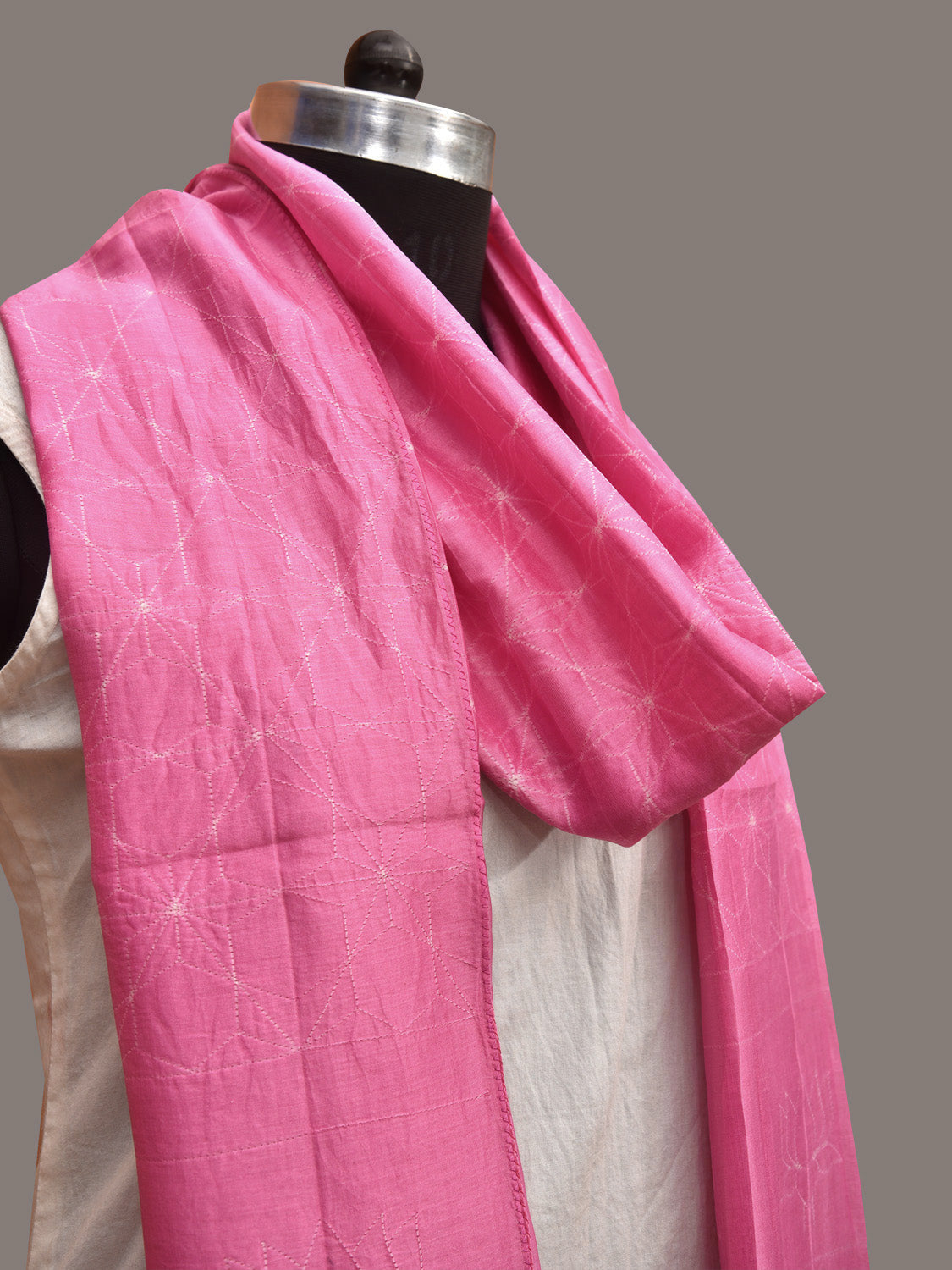 Baby Pink Shibori Sico Stole with Grill Design ds3603