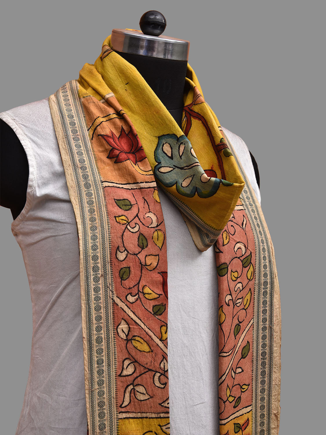 Yellow Kalamkari Hand Painted Cotton Handloom Dupatta with Floral and Animals Design ds3680