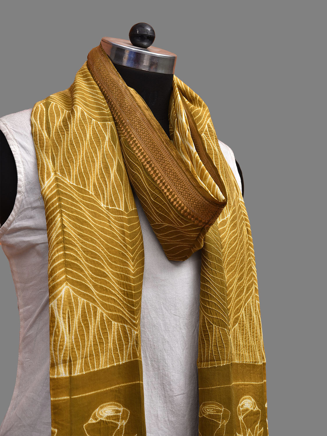 Olive Shibori Mangalgiri Sico Dupatta with Zig-Zag and Floral Design ds3693